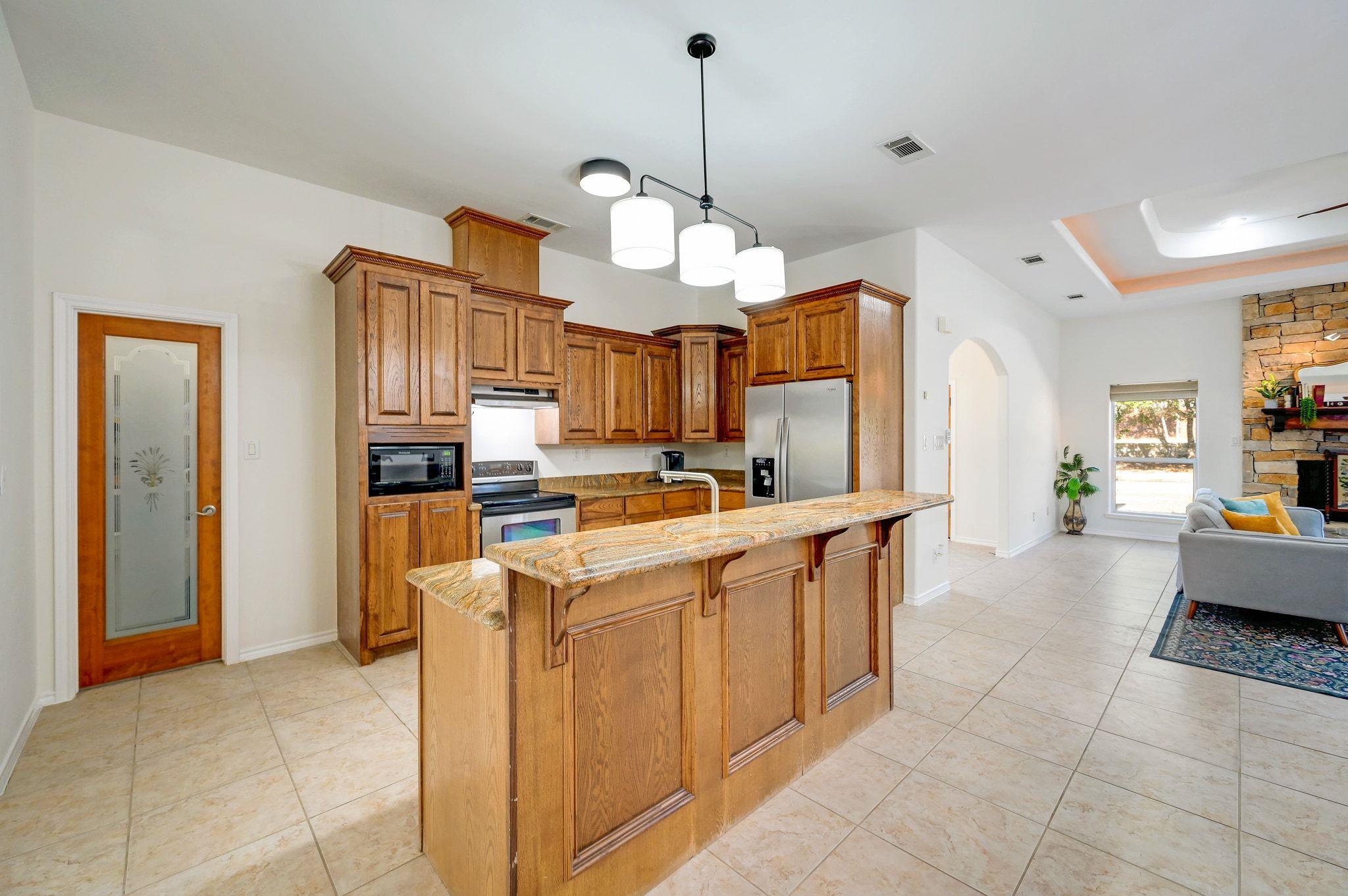 45 Longbow Ln Ln, Wimberley, TX 78676