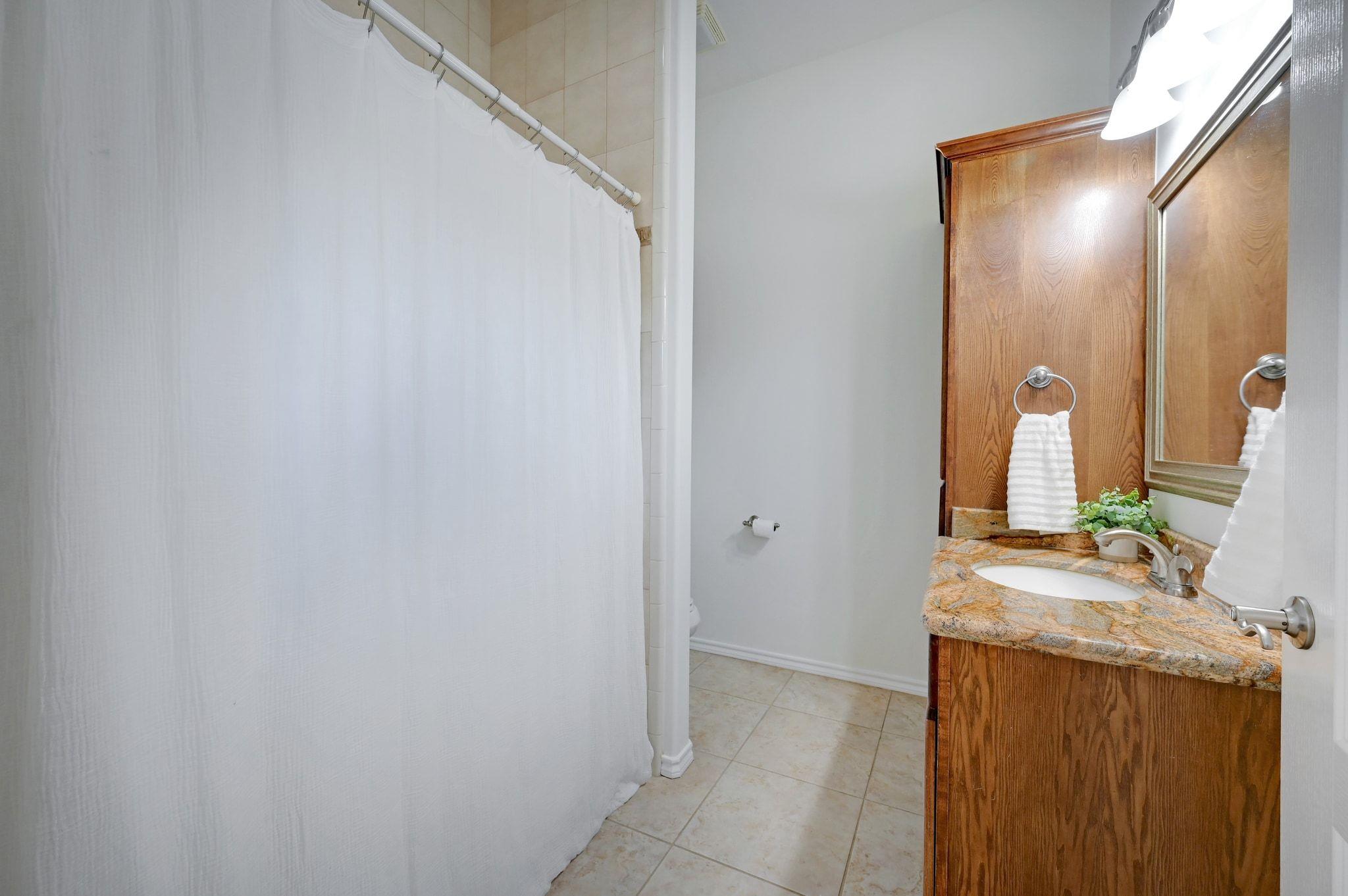 45 Longbow Ln Ln, Wimberley, TX 78676