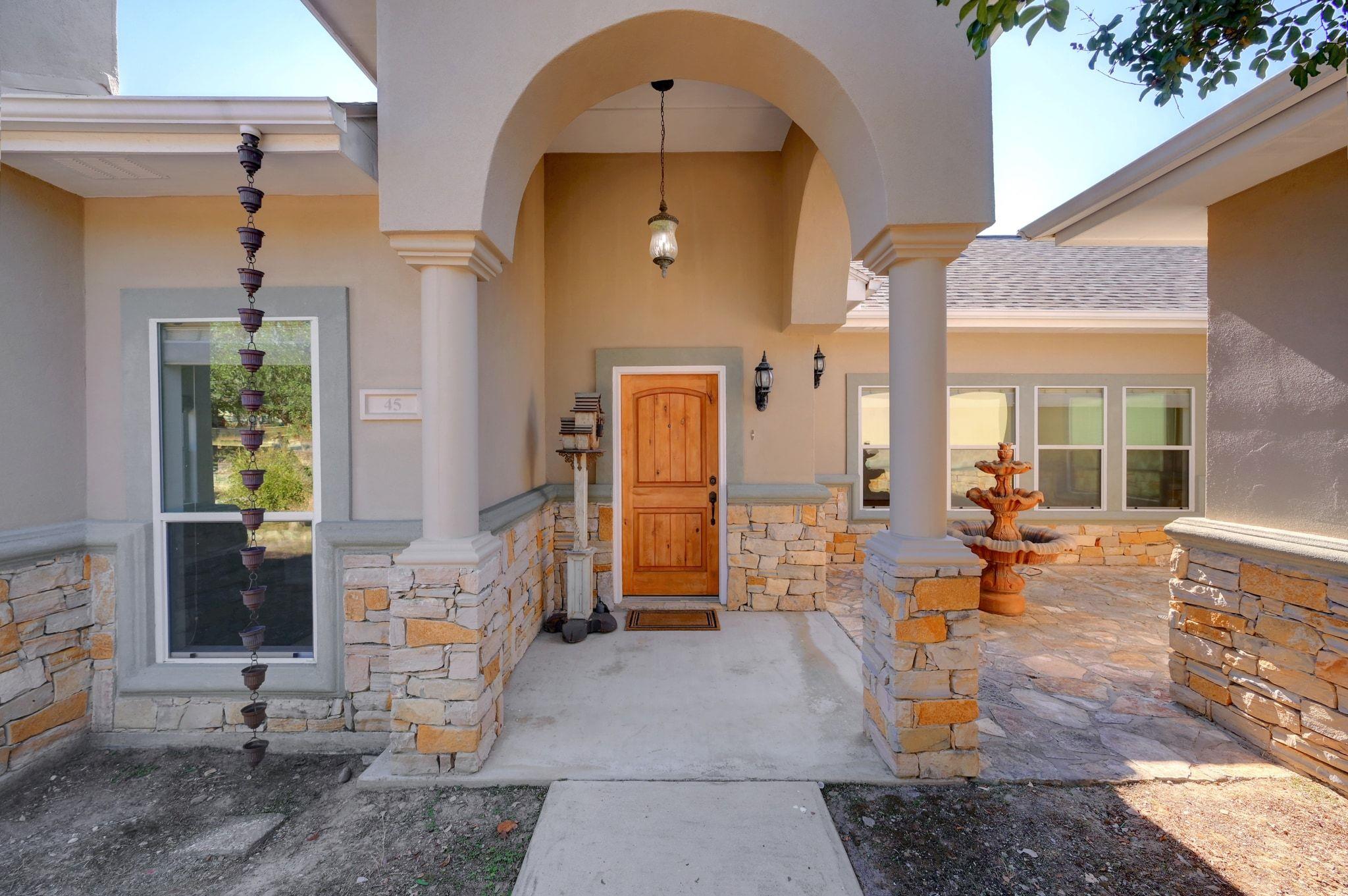 45 Longbow Ln Ln, Wimberley, TX 78676
