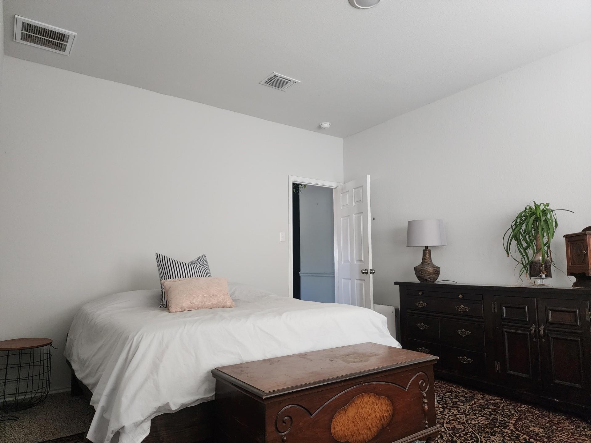 136 Ragnar Dr, Jarrell, TX 76537