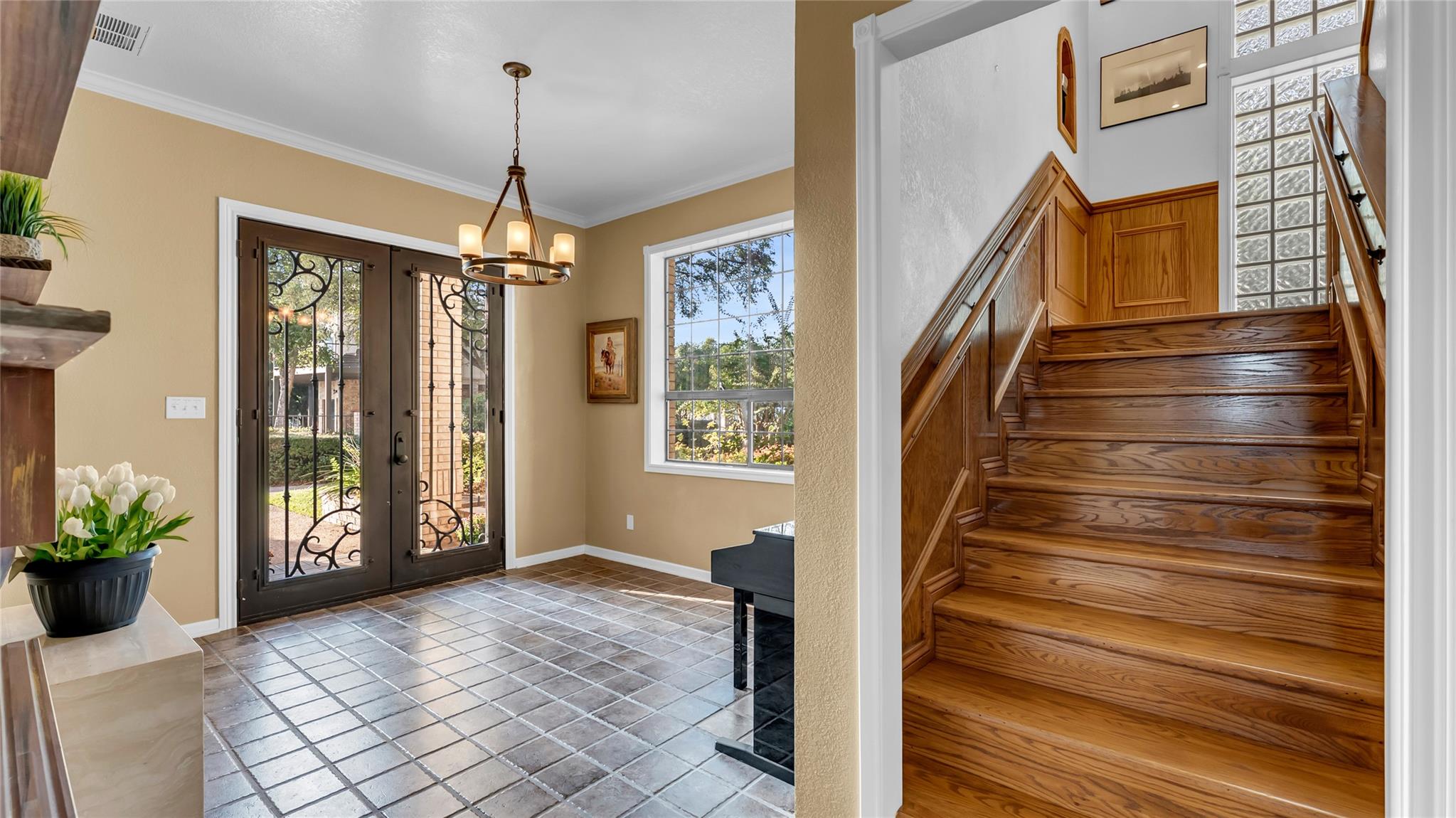 2240 Fred Woods Dr, Kingsland, TX 78639