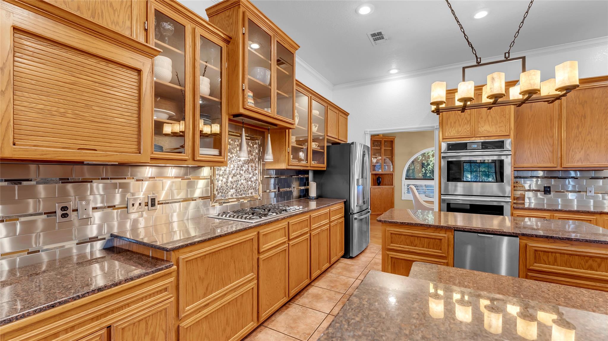 2240 Fred Woods Dr, Kingsland, TX 78639