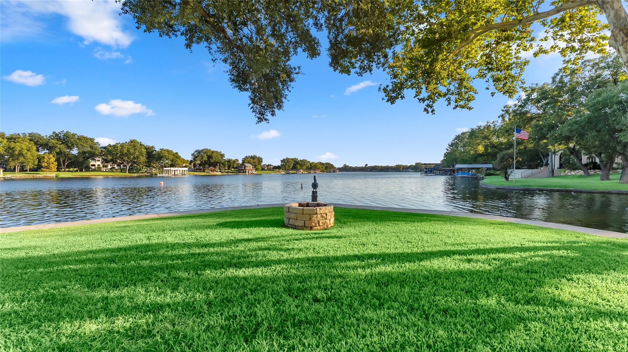 2240 Fred Woods Dr, Kingsland, TX 78639