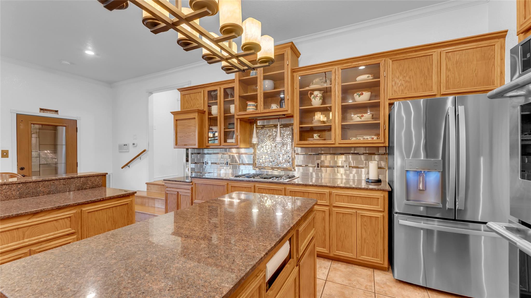 2240 Fred Woods Dr, Kingsland, TX 78639