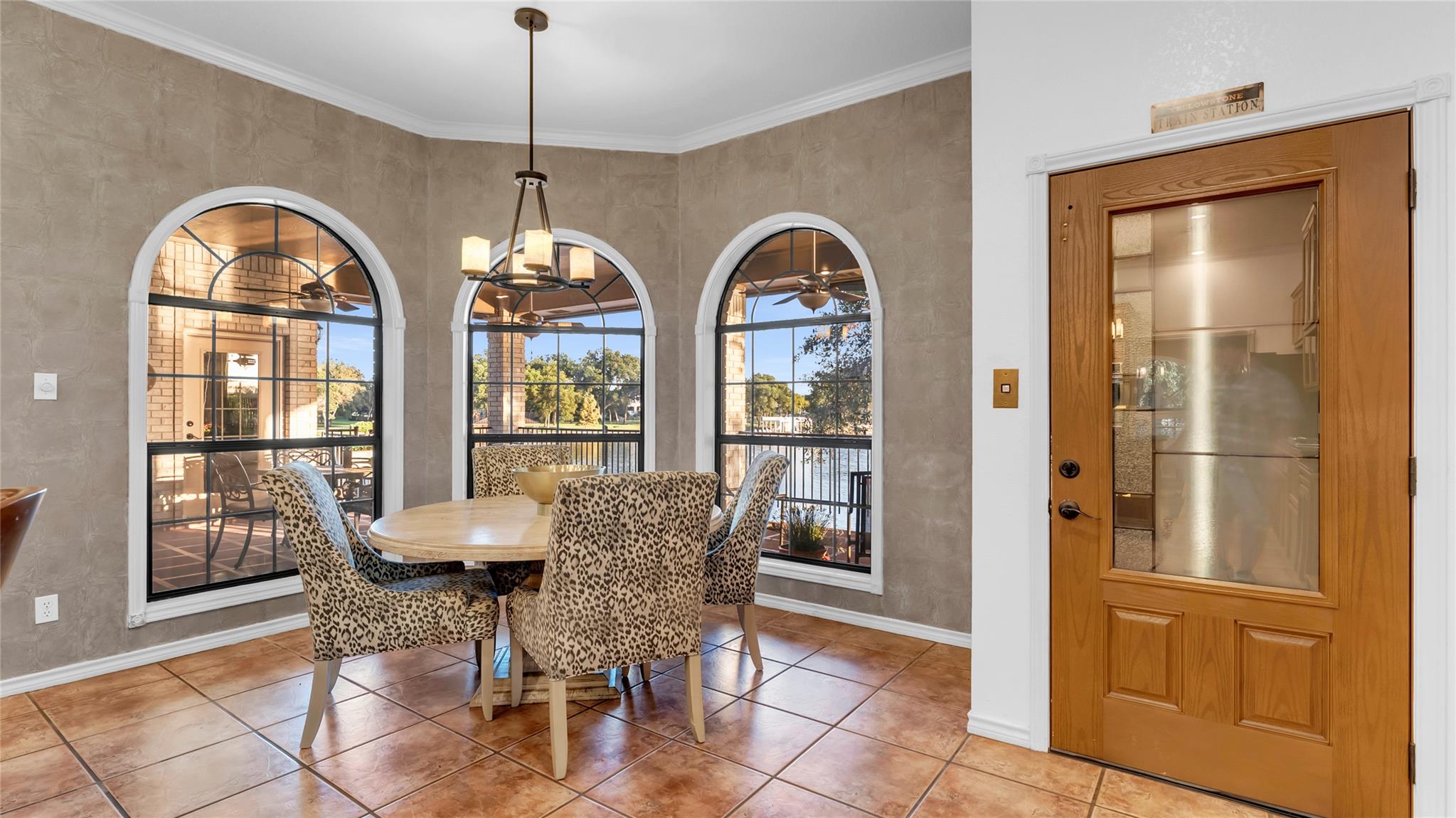 2240 Fred Woods Dr, Kingsland, TX 78639