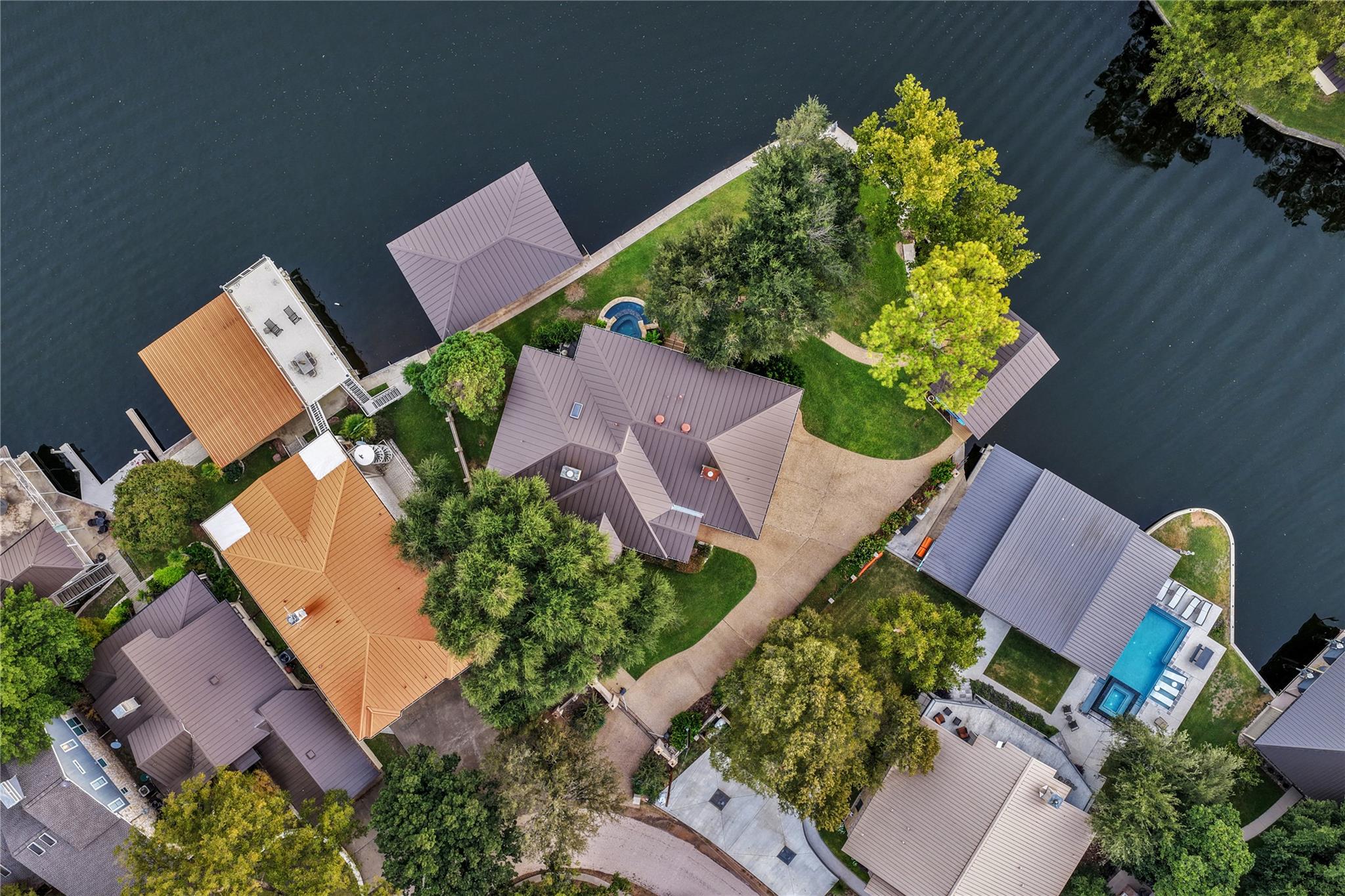 2240 Fred Woods Dr, Kingsland, TX 78639