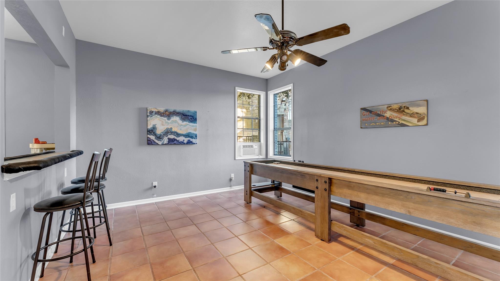 2240 Fred Woods Dr, Kingsland, TX 78639