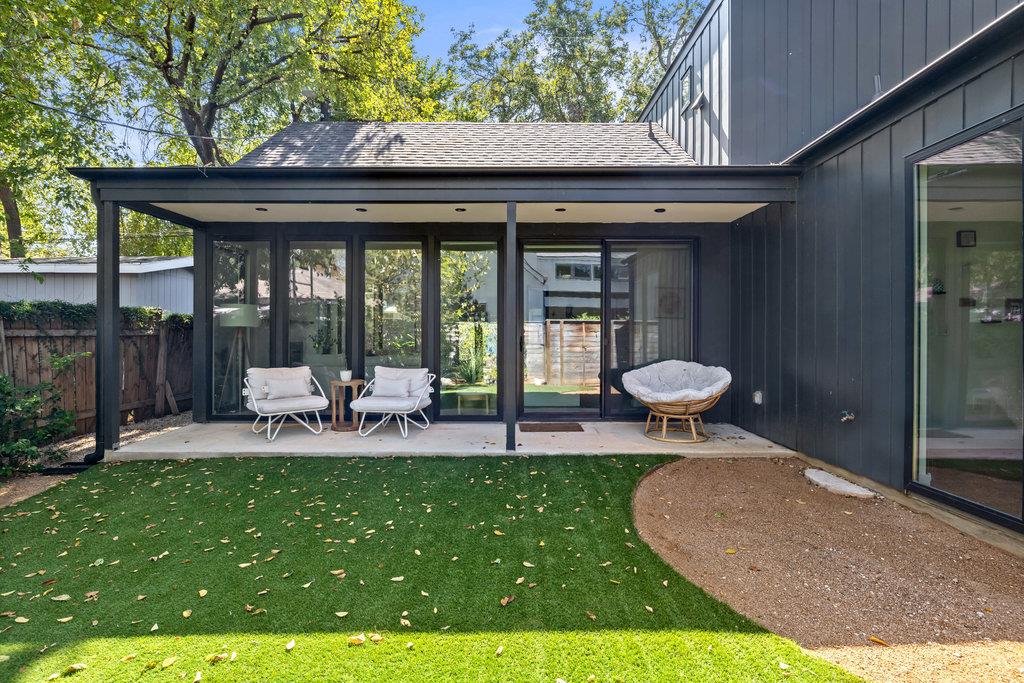 1913 Canterbury St # 2, Austin, TX 78702