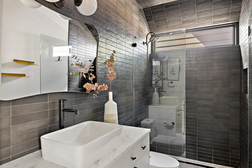 1913 Canterbury St # 2, Austin, TX 78702