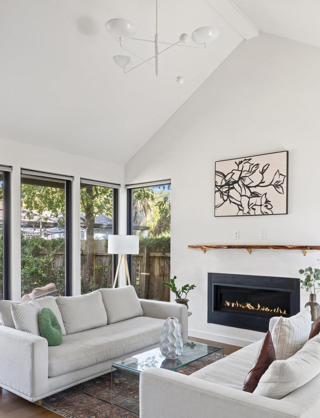 1913 Canterbury St # 2, Austin, TX 78702