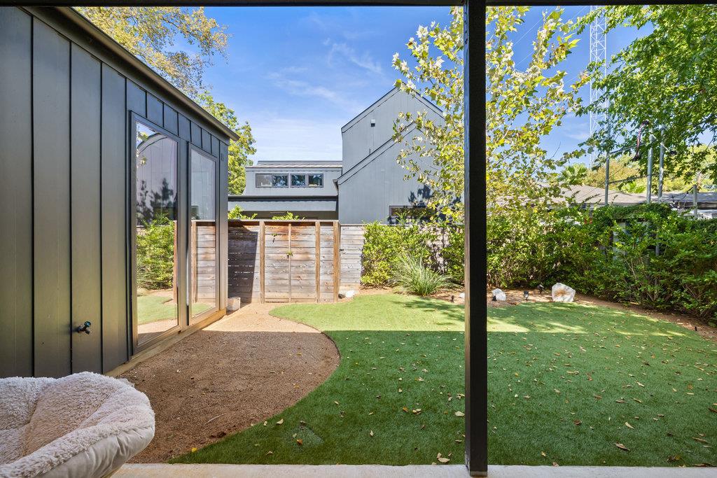 1913 Canterbury St # 2, Austin, TX 78702