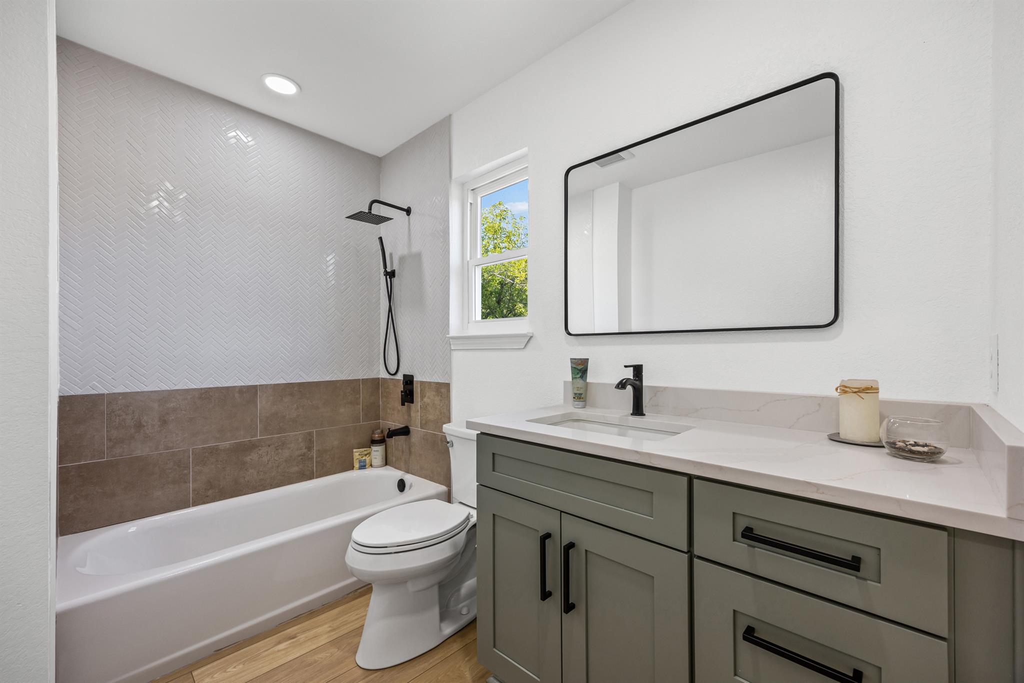 1402 Monica St, Austin, TX 78758