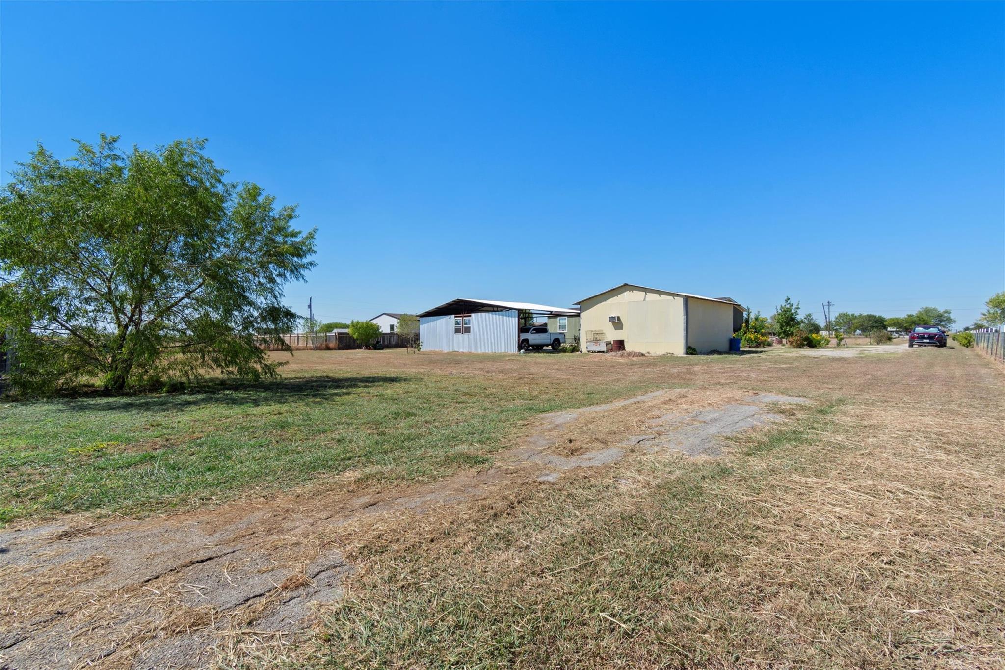 5904 Fm 621, Martindale, TX 78655