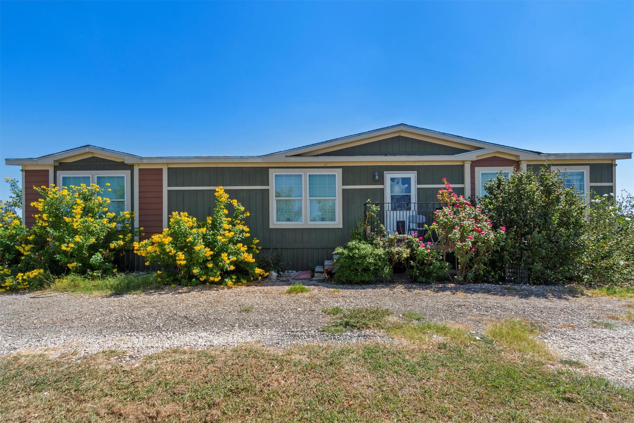 5904 Fm 621, Martindale, TX 78655