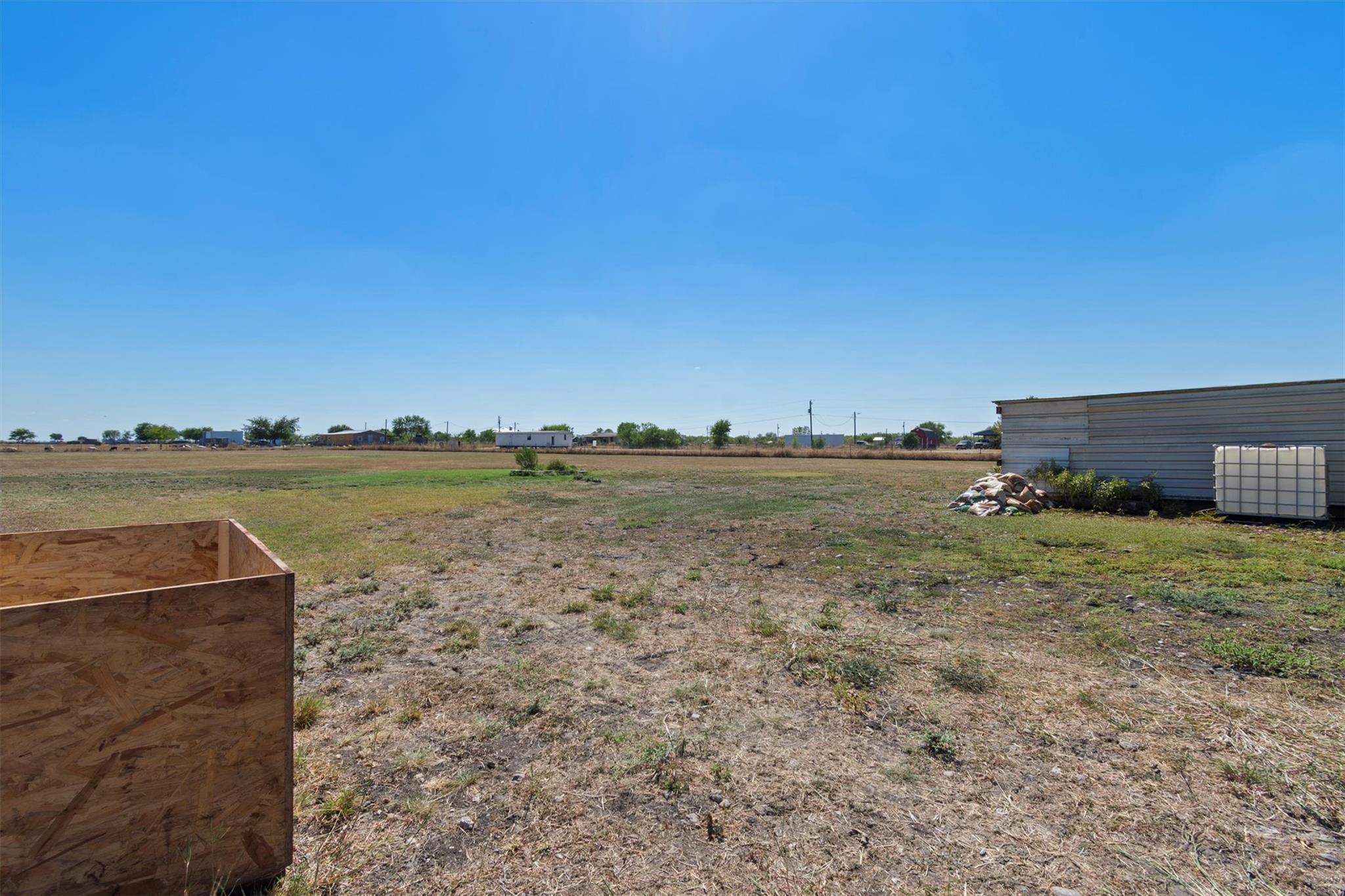5904 Fm 621, Martindale, TX 78655
