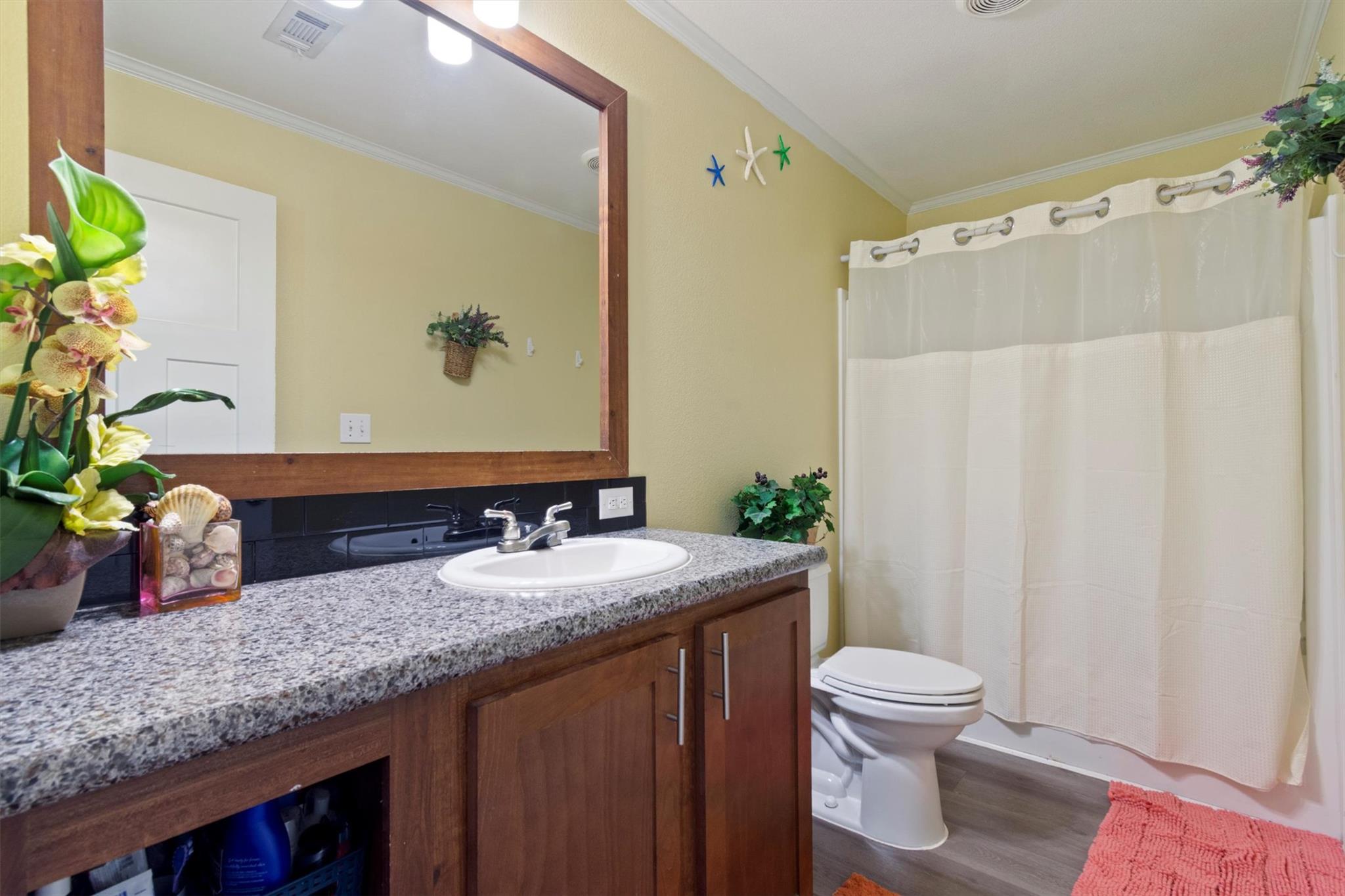 5904 Fm 621, Martindale, TX 78655