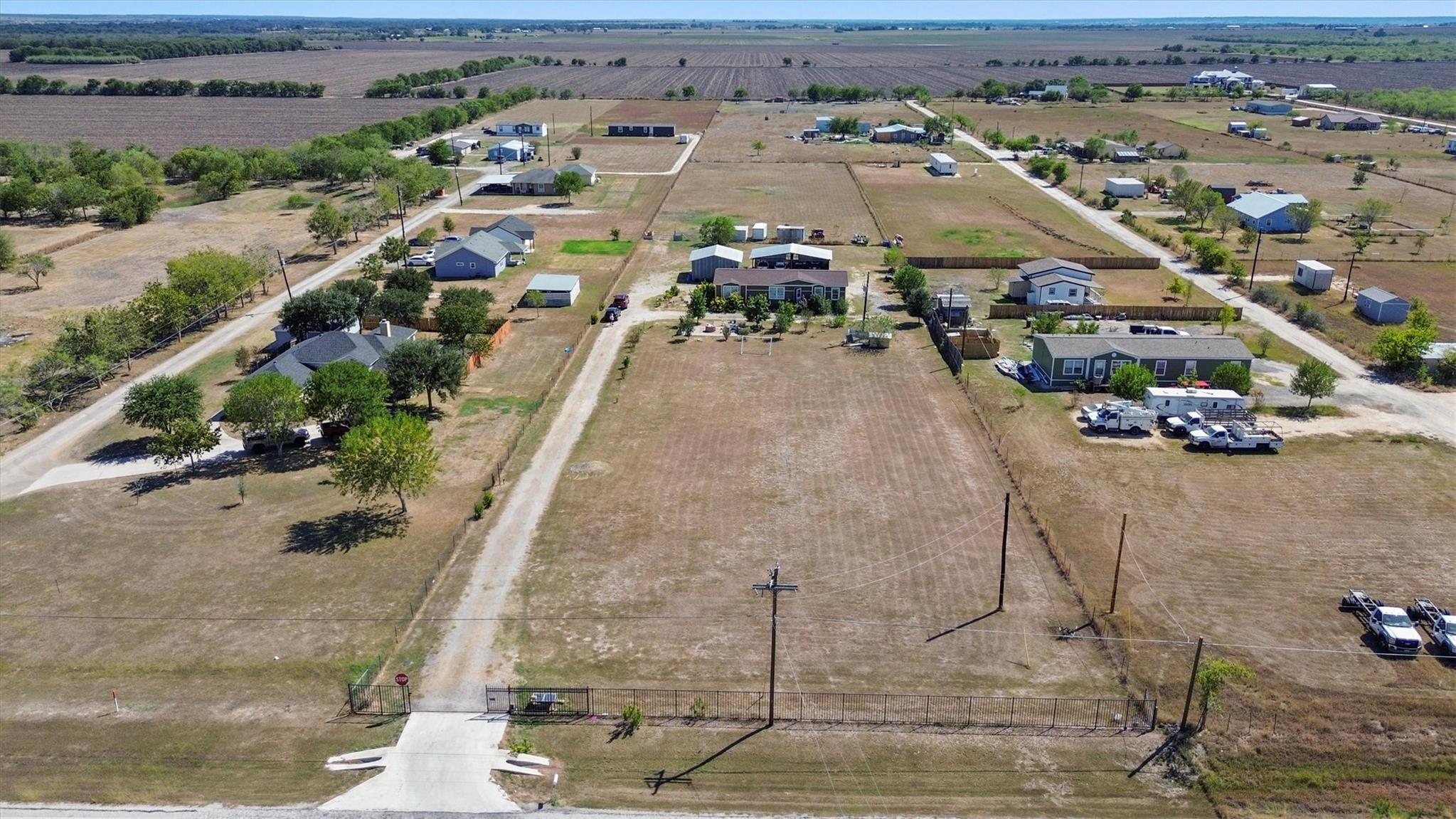 5904 Fm 621, Martindale, TX 78655