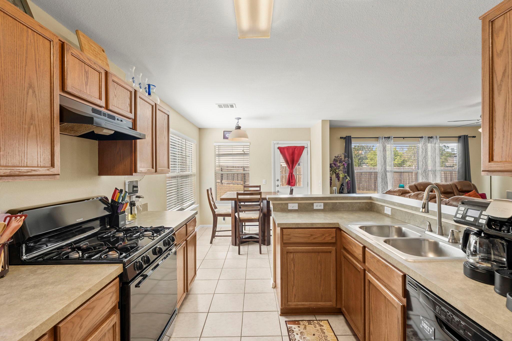 1372 Sweet Gum Drive, Kyle, TX 78640