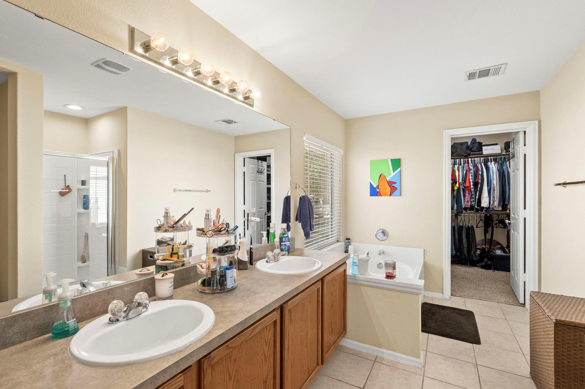 1372 Sweet Gum Drive, Kyle, TX 78640