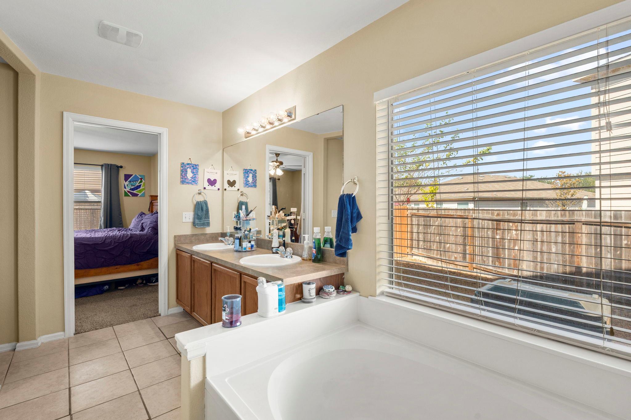 1372 Sweet Gum Drive, Kyle, TX 78640