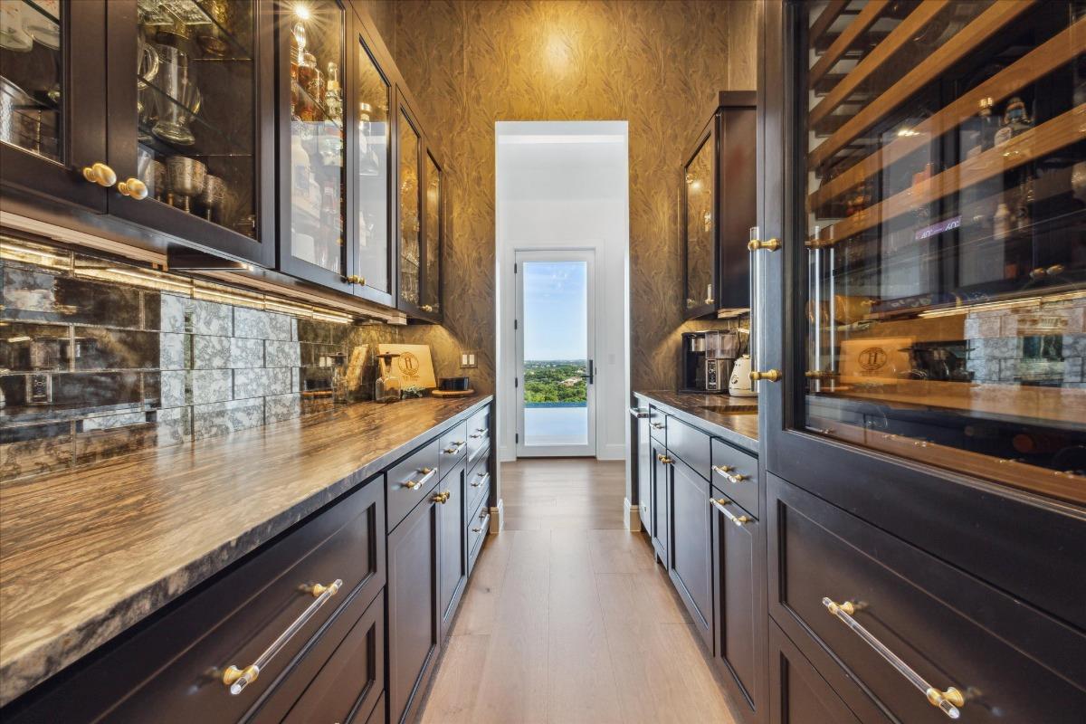 9416 Ranchland Hills Blvd, Jonestown, TX 78645