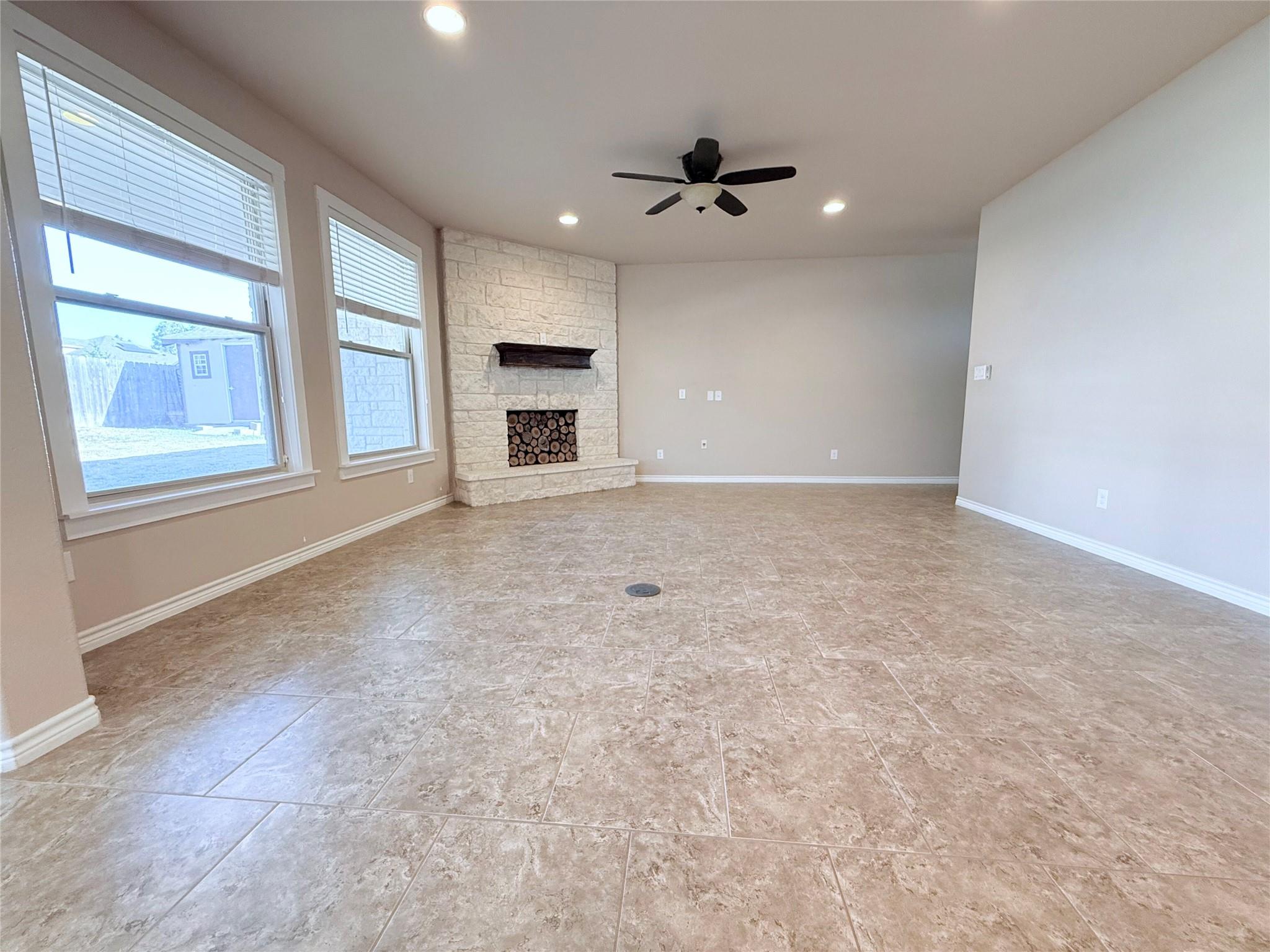 300 Western Sky Trl, Jarrell, TX 76537