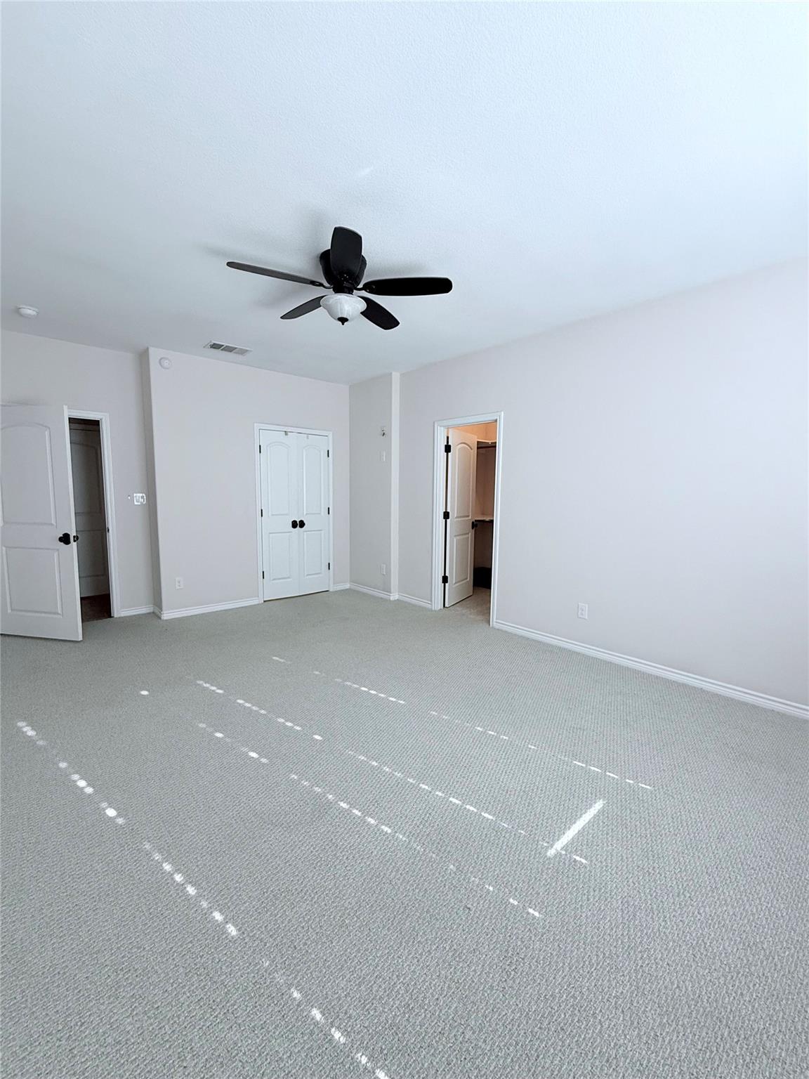 300 Western Sky Trl, Jarrell, TX 76537