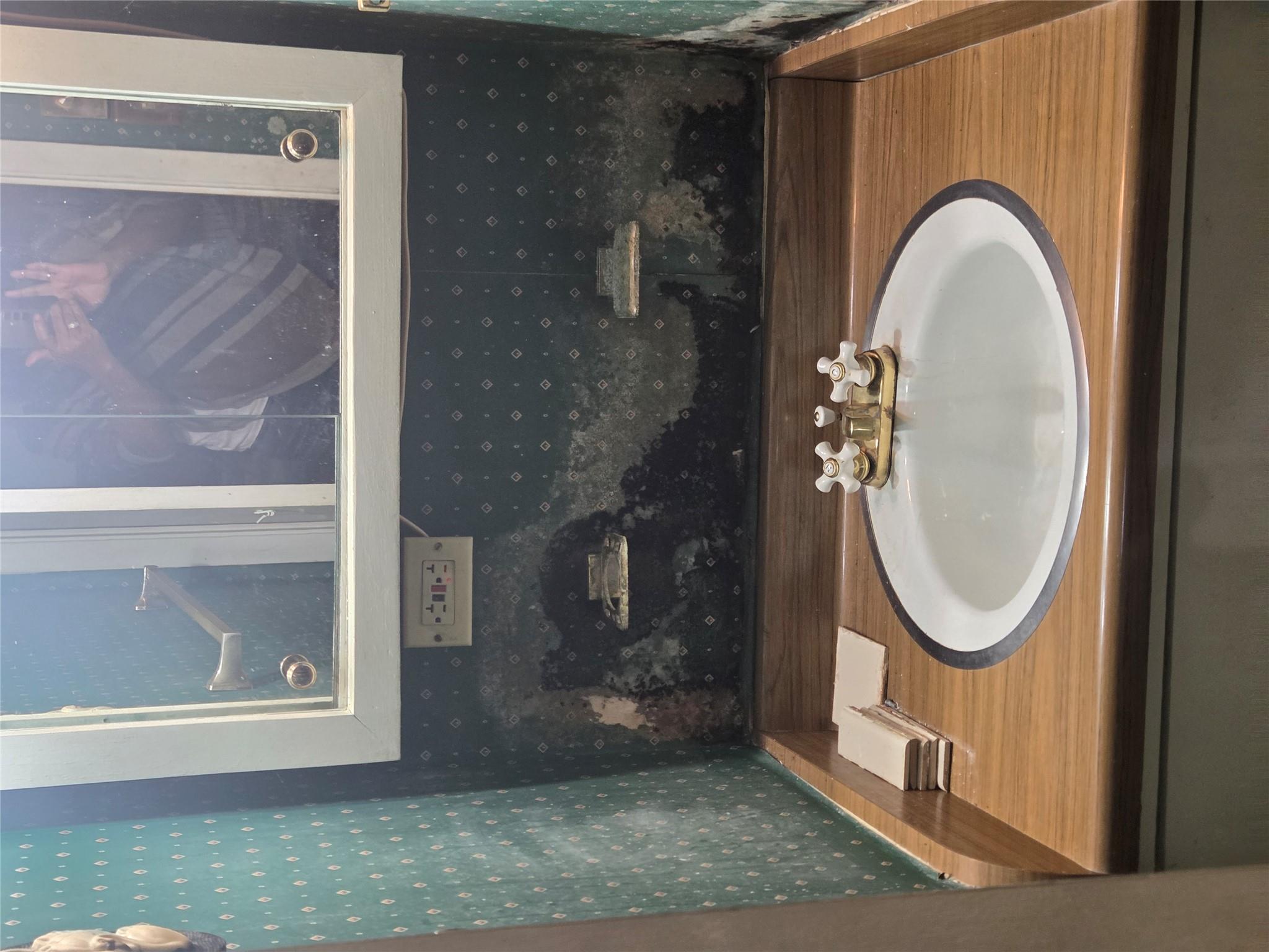 5500 CHADWYCK Dr, Austin, TX 78723