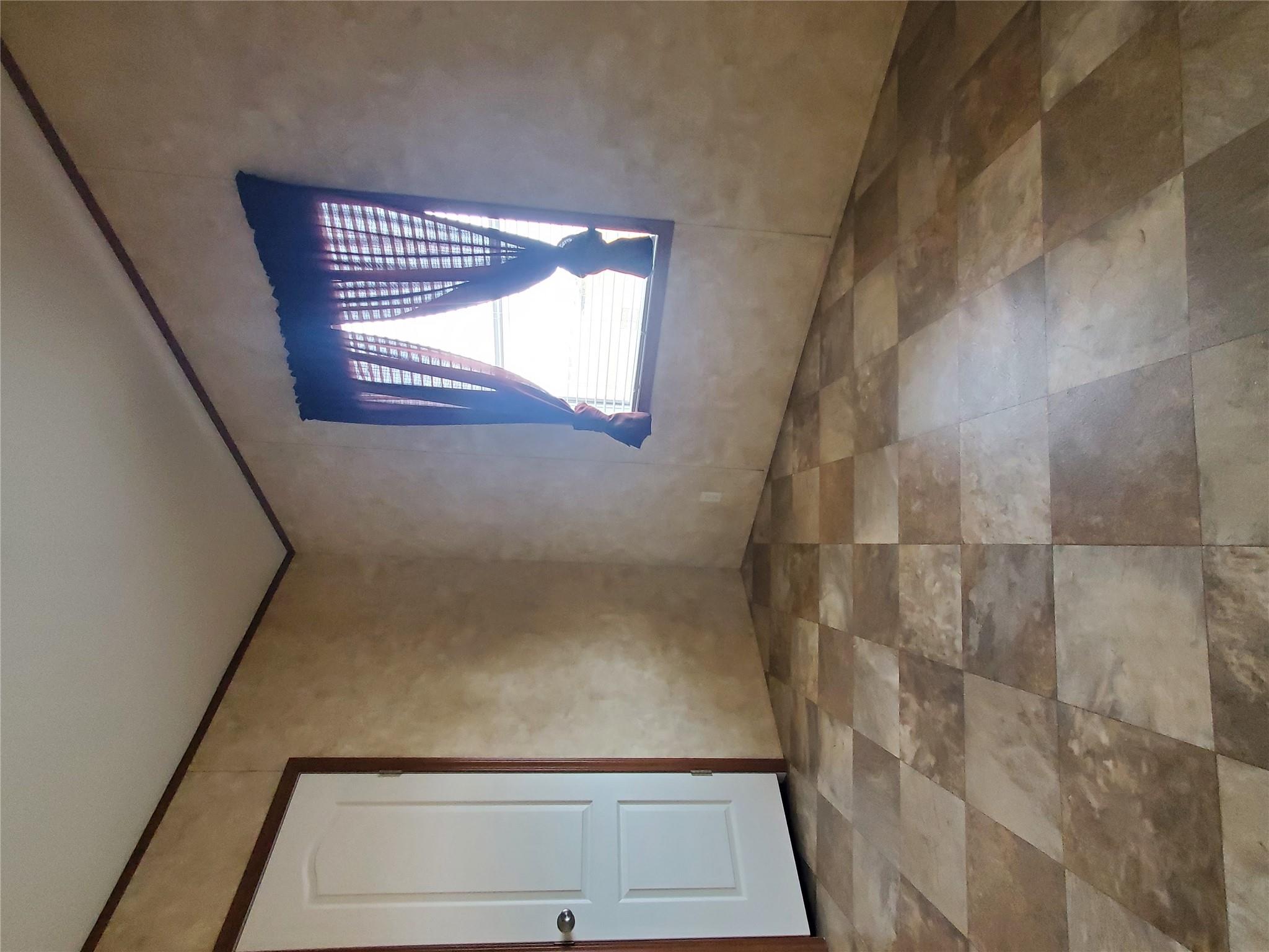 61 County Road 433, Thrall, TX 76578