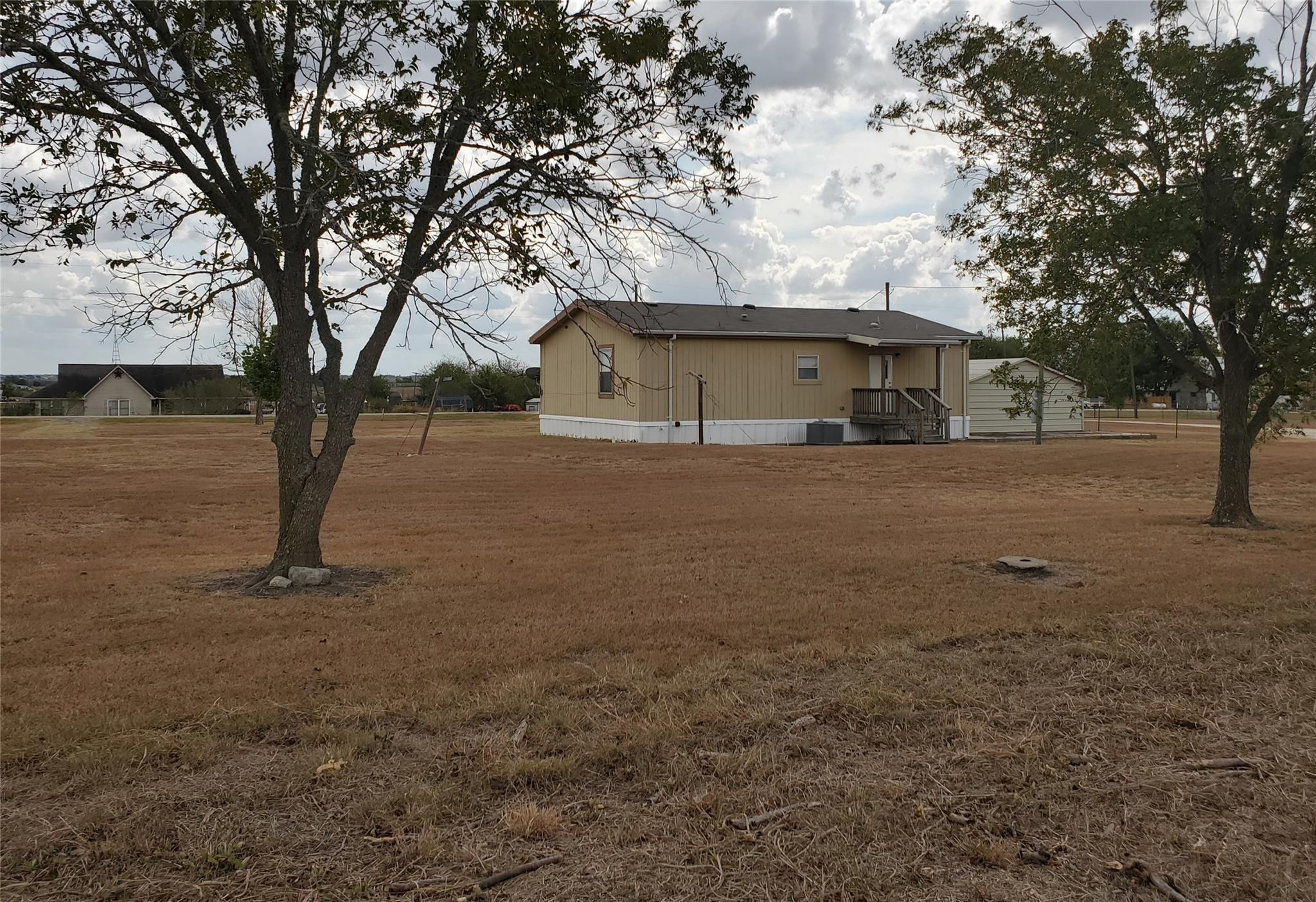 61 County Road 433, Thrall, TX 76578