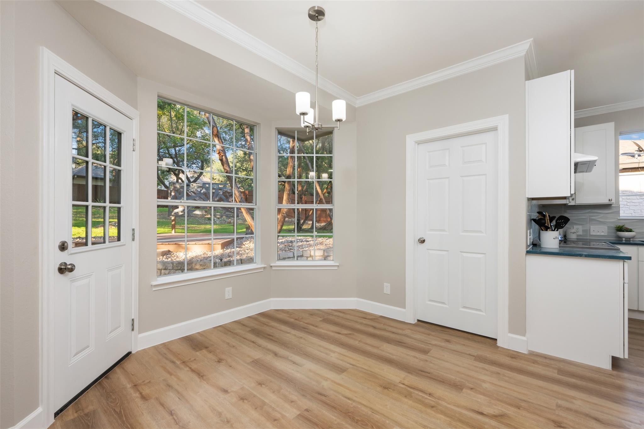 126 Copperleaf Rd, Lakeway, TX 78734