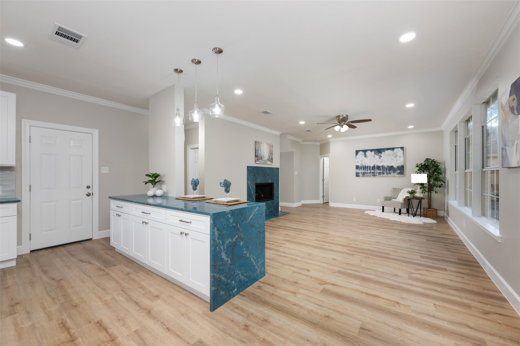 126 Copperleaf Rd, Lakeway, TX 78734