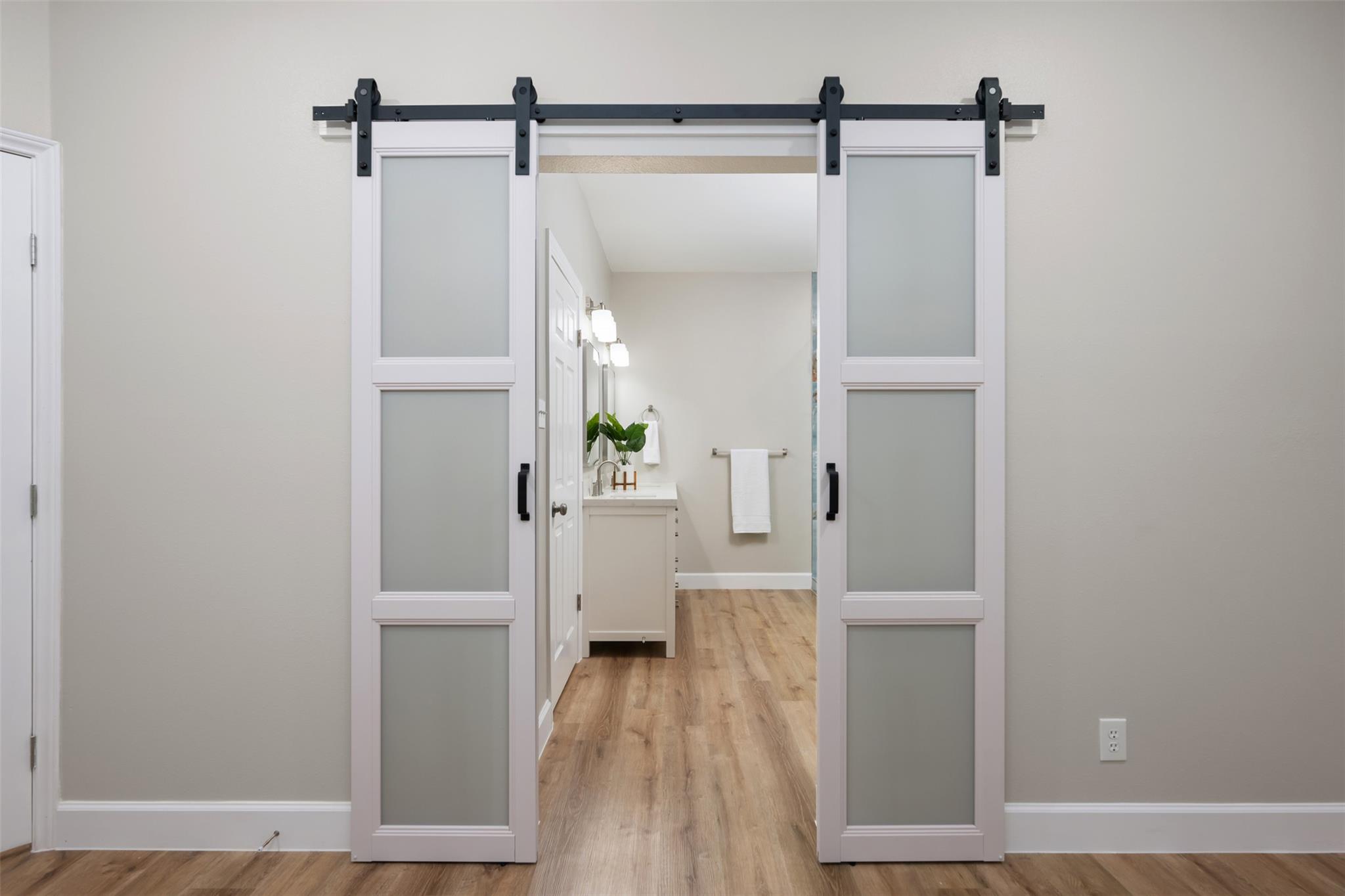 126 Copperleaf Rd, Lakeway, TX 78734