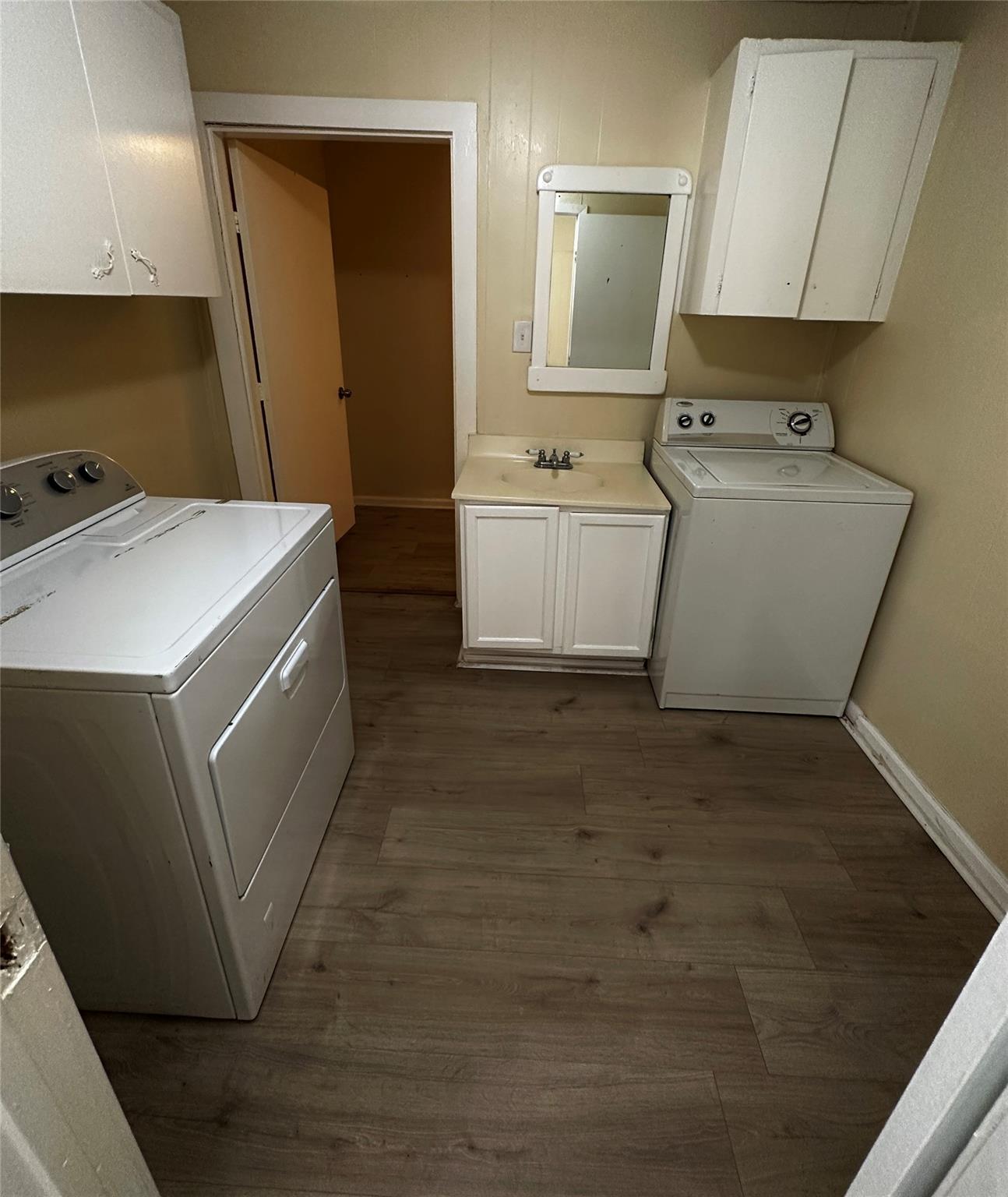 6802 Hanover Ln, Austin, TX 78723