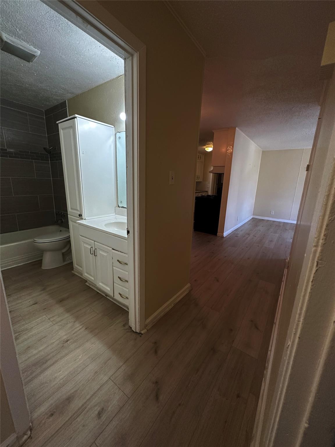 6802 Hanover Ln, Austin, TX 78723