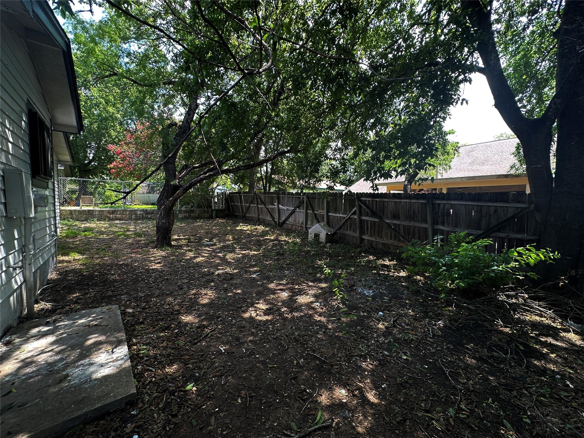 4801 Bergfield Dr, Austin, TX 78744