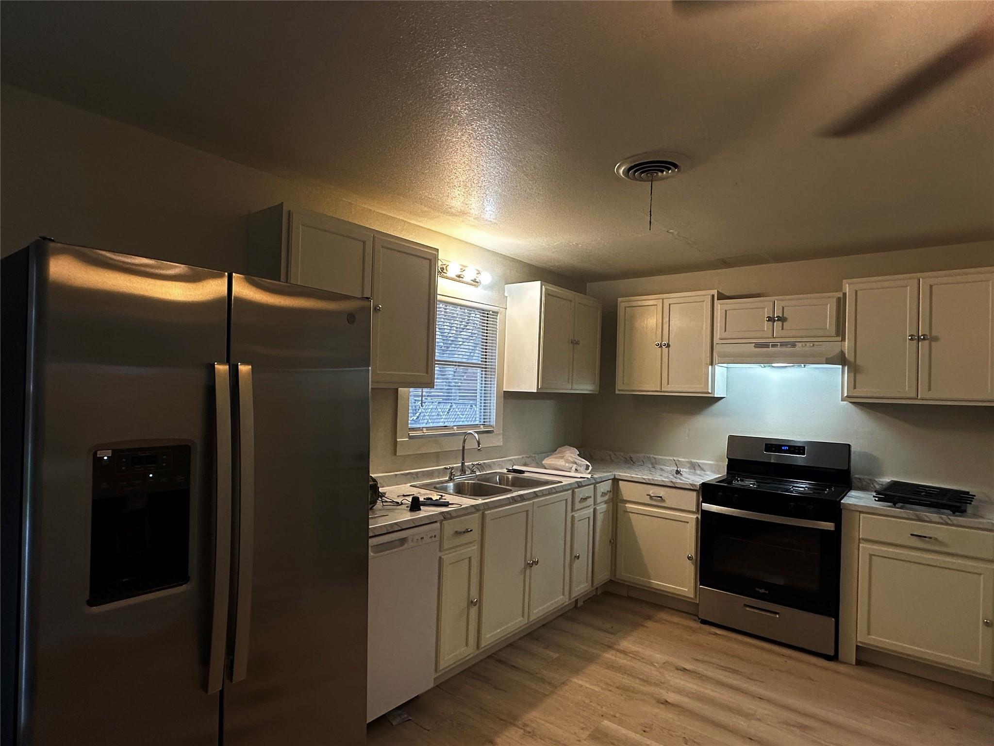 5330 Wellington Dr, Austin, TX 78723