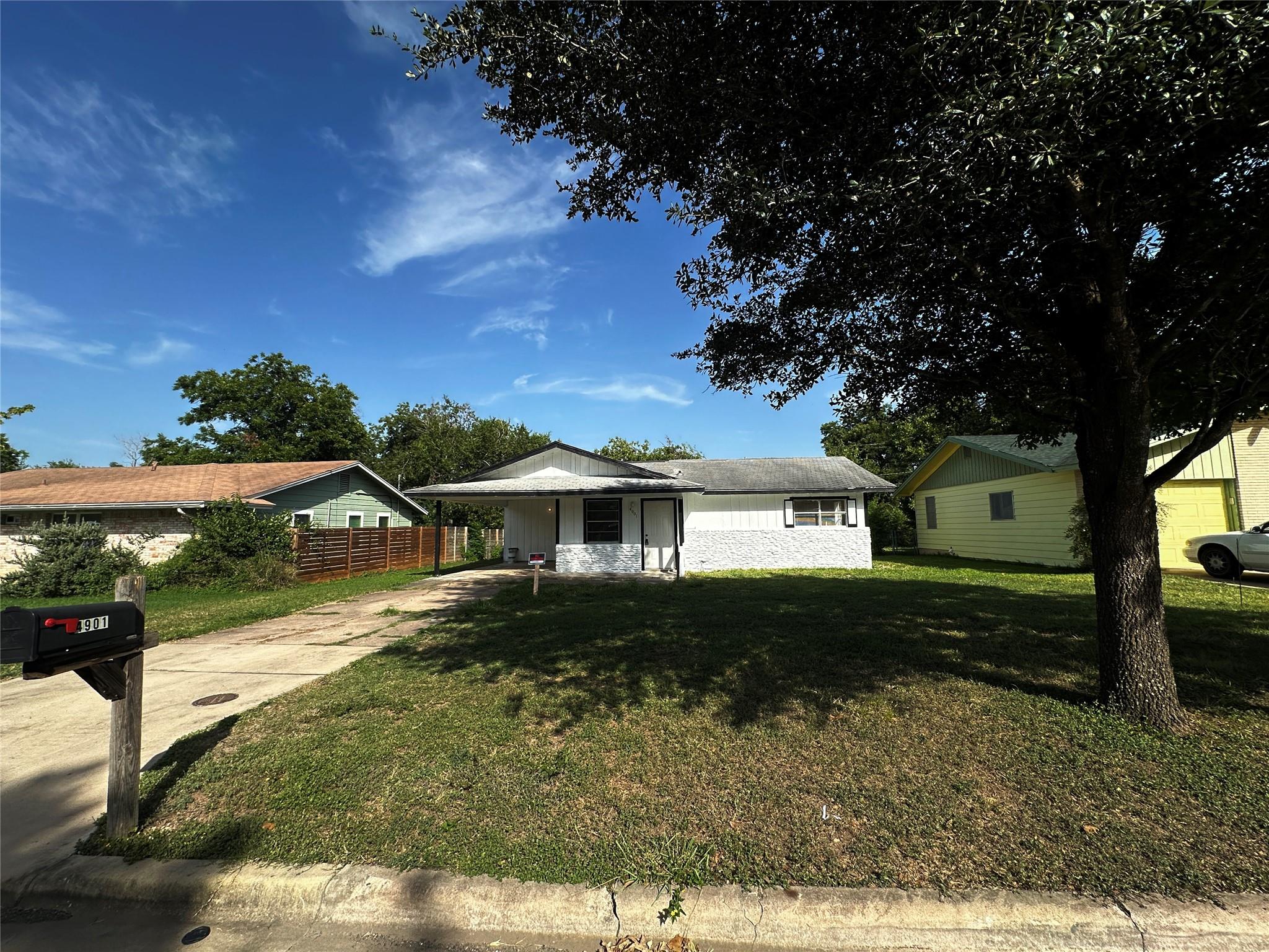4901 York Hill Dr, Austin, TX 78723