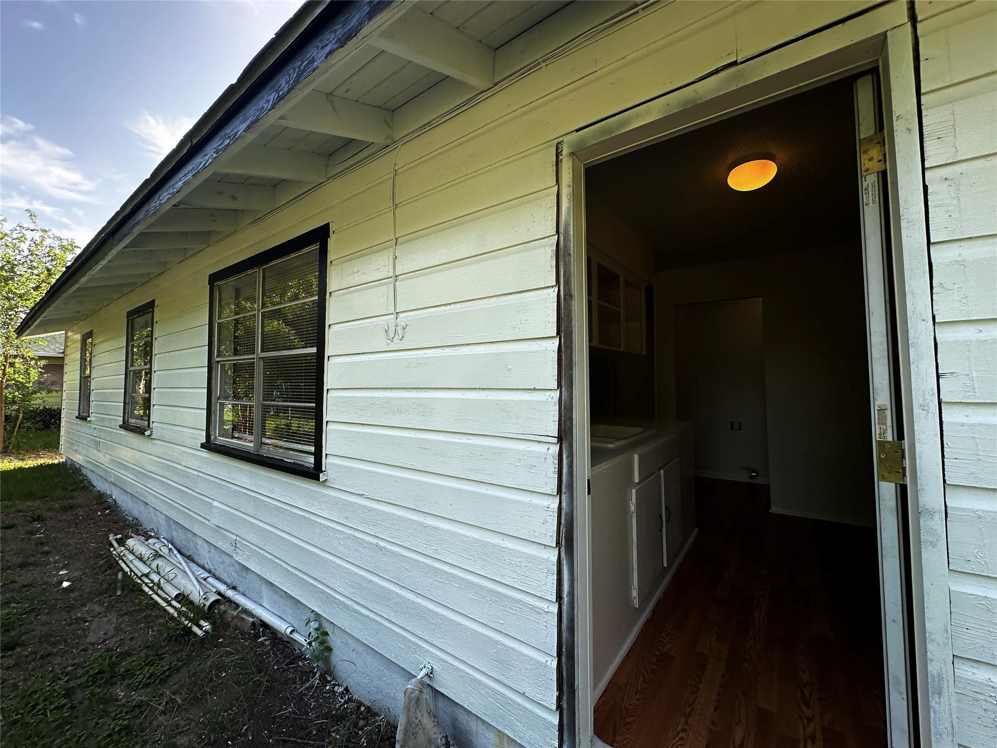 4901 York Hill Dr, Austin, TX 78723