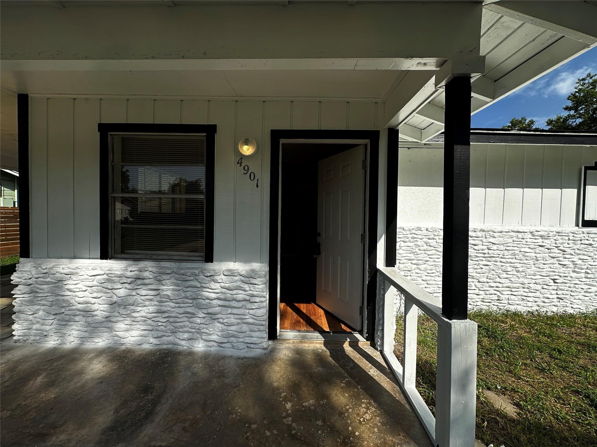 4901 York Hill Dr, Austin, TX 78723