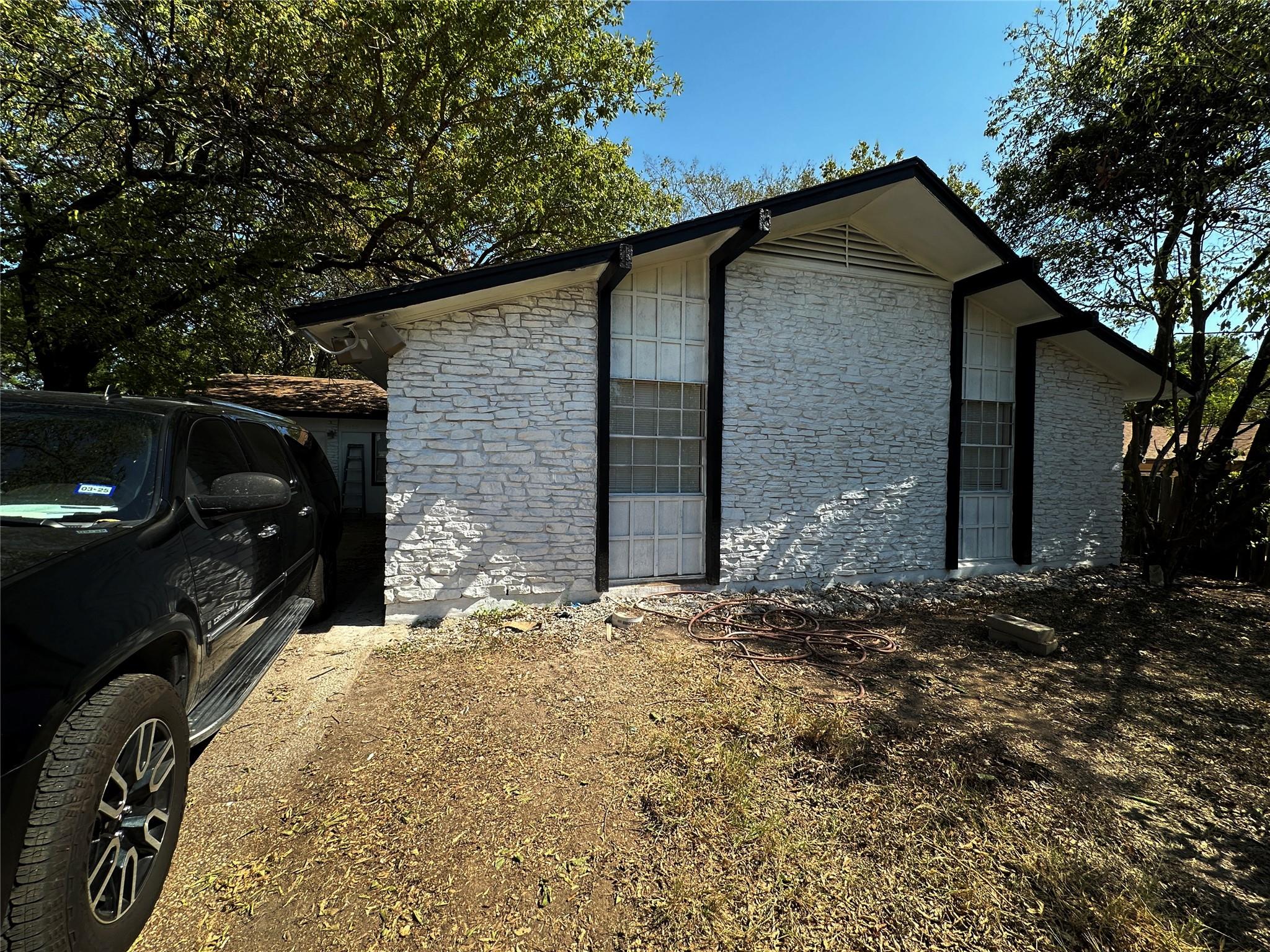 3300 Rockhurst Ln, Austin, TX 78723