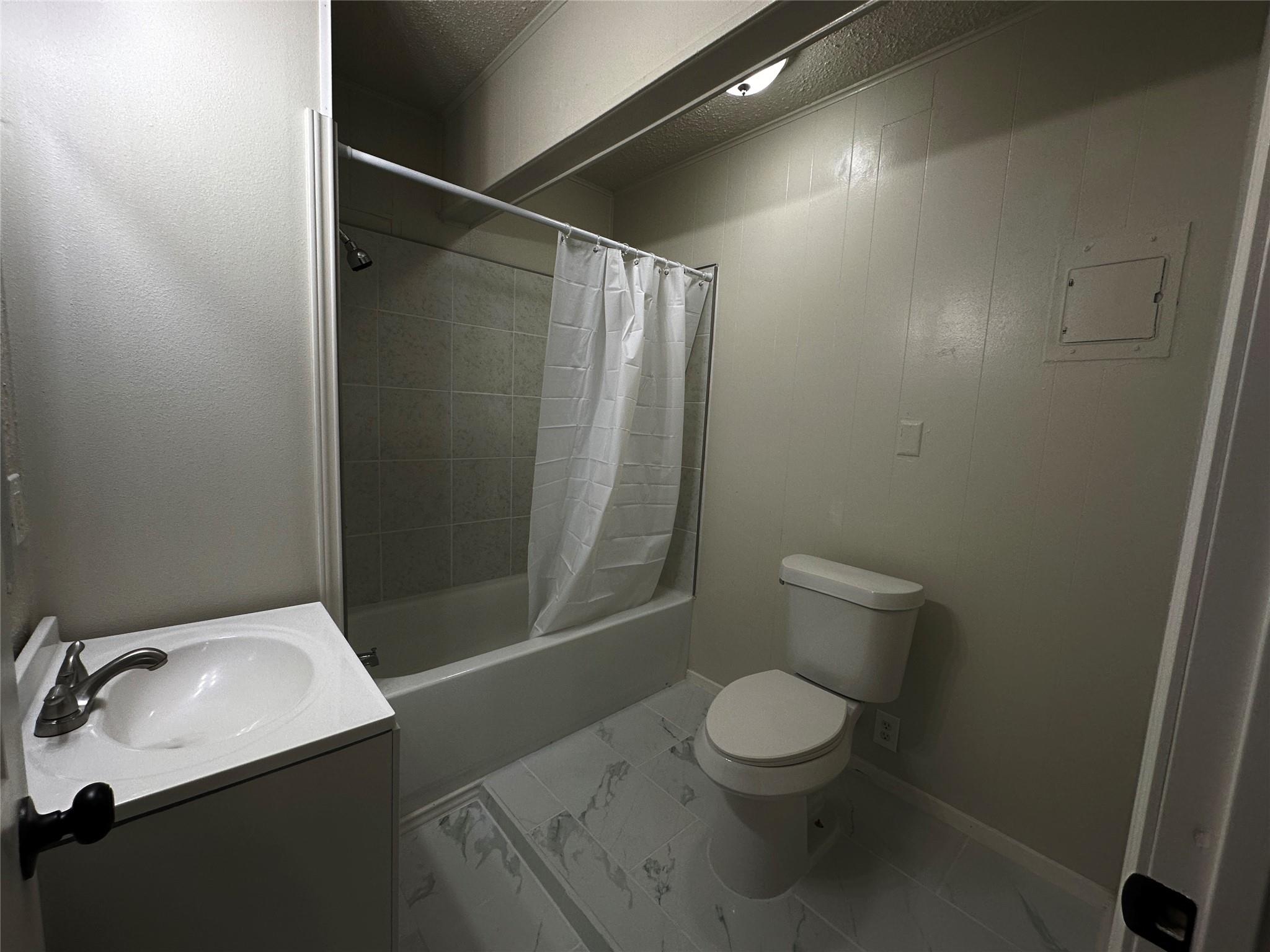 3300 Rockhurst Ln, Austin, TX 78723