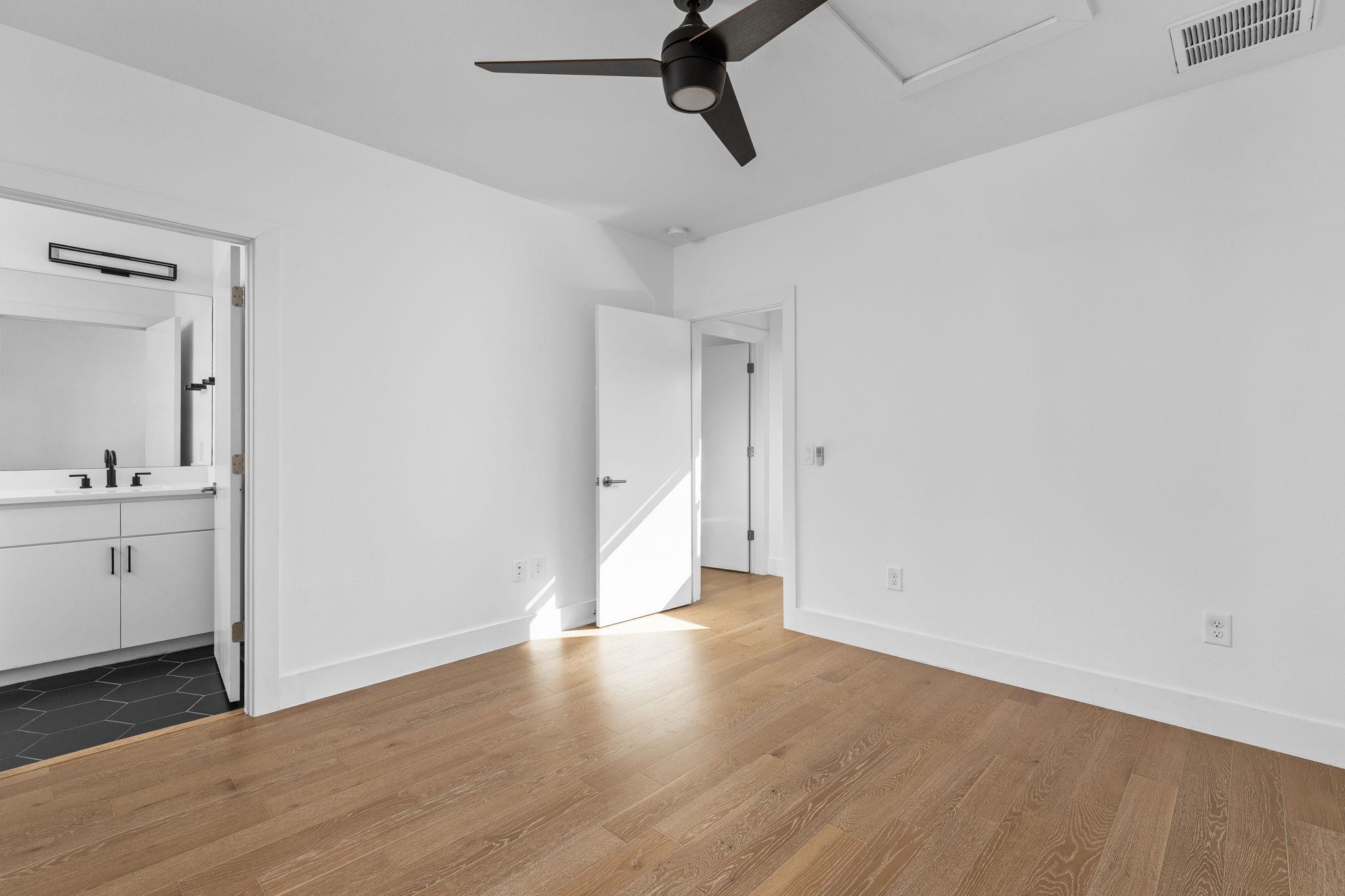 1128 Chicon St # 200, Austin, TX 78702