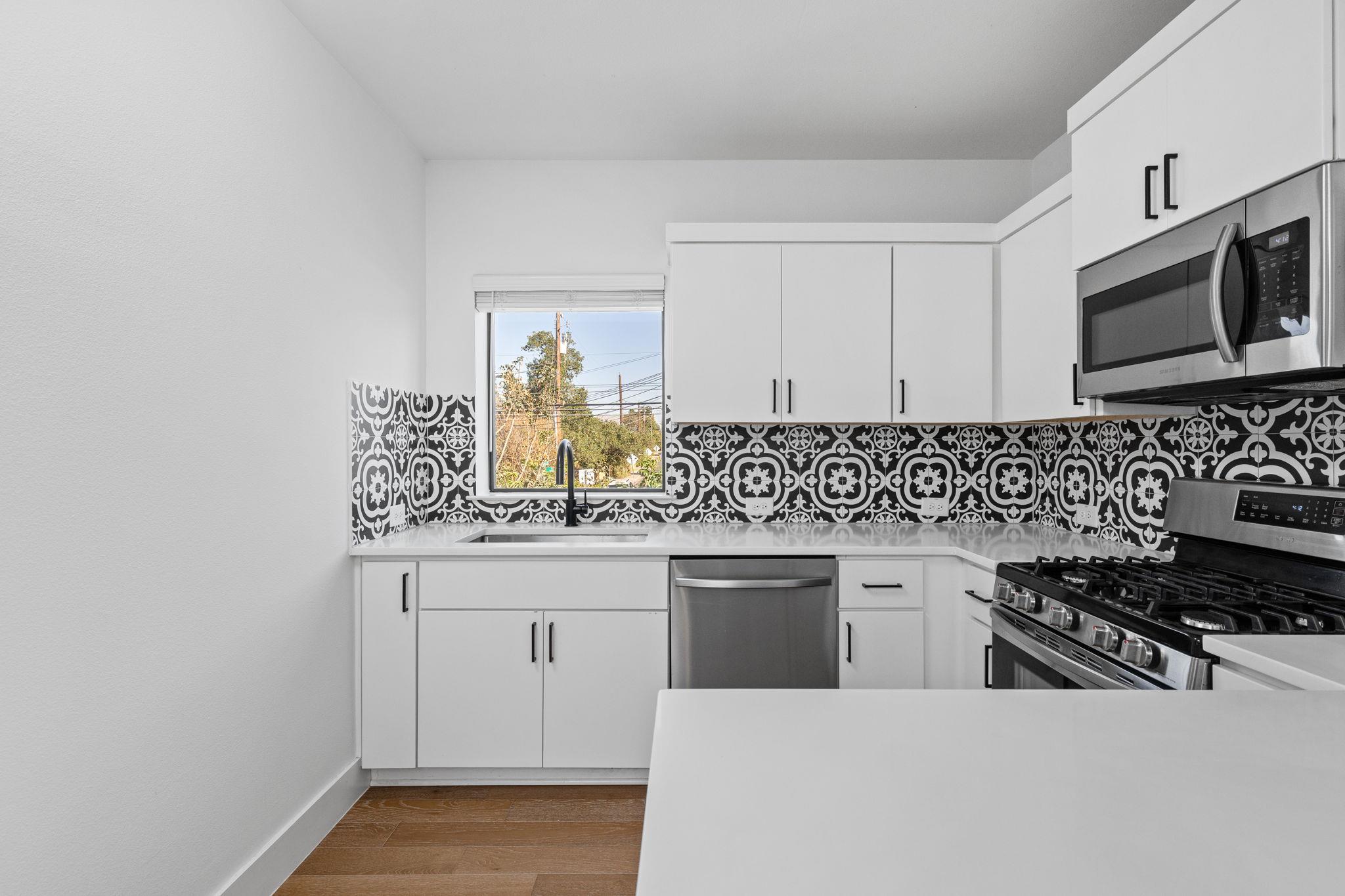 1128 Chicon St # 200, Austin, TX 78702