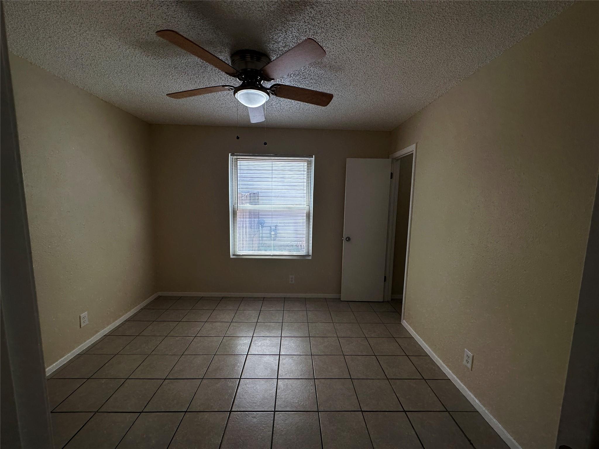 6407 Moonglow Dr, Austin, TX 78724