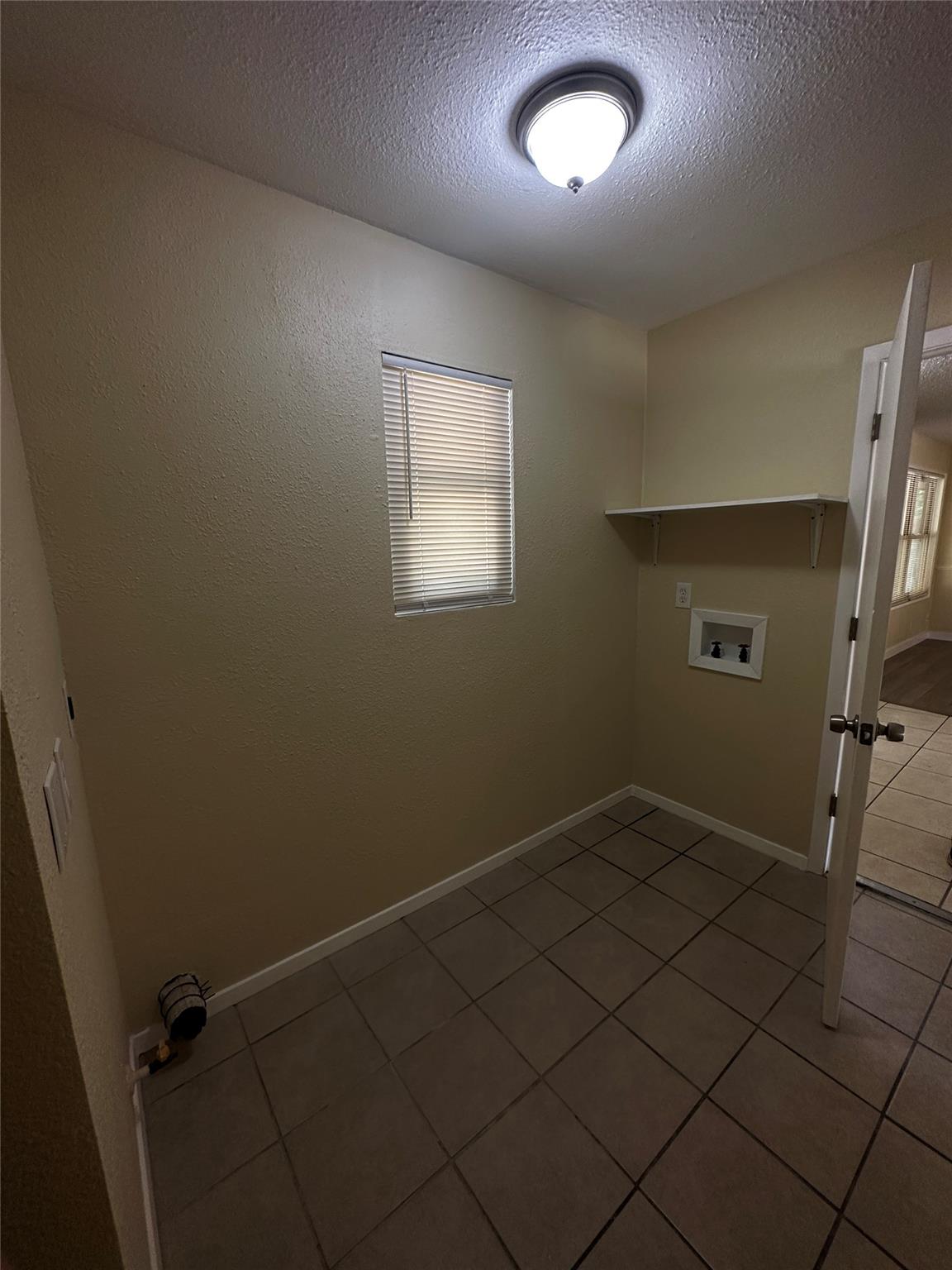 6407 Moonglow Dr, Austin, TX 78724