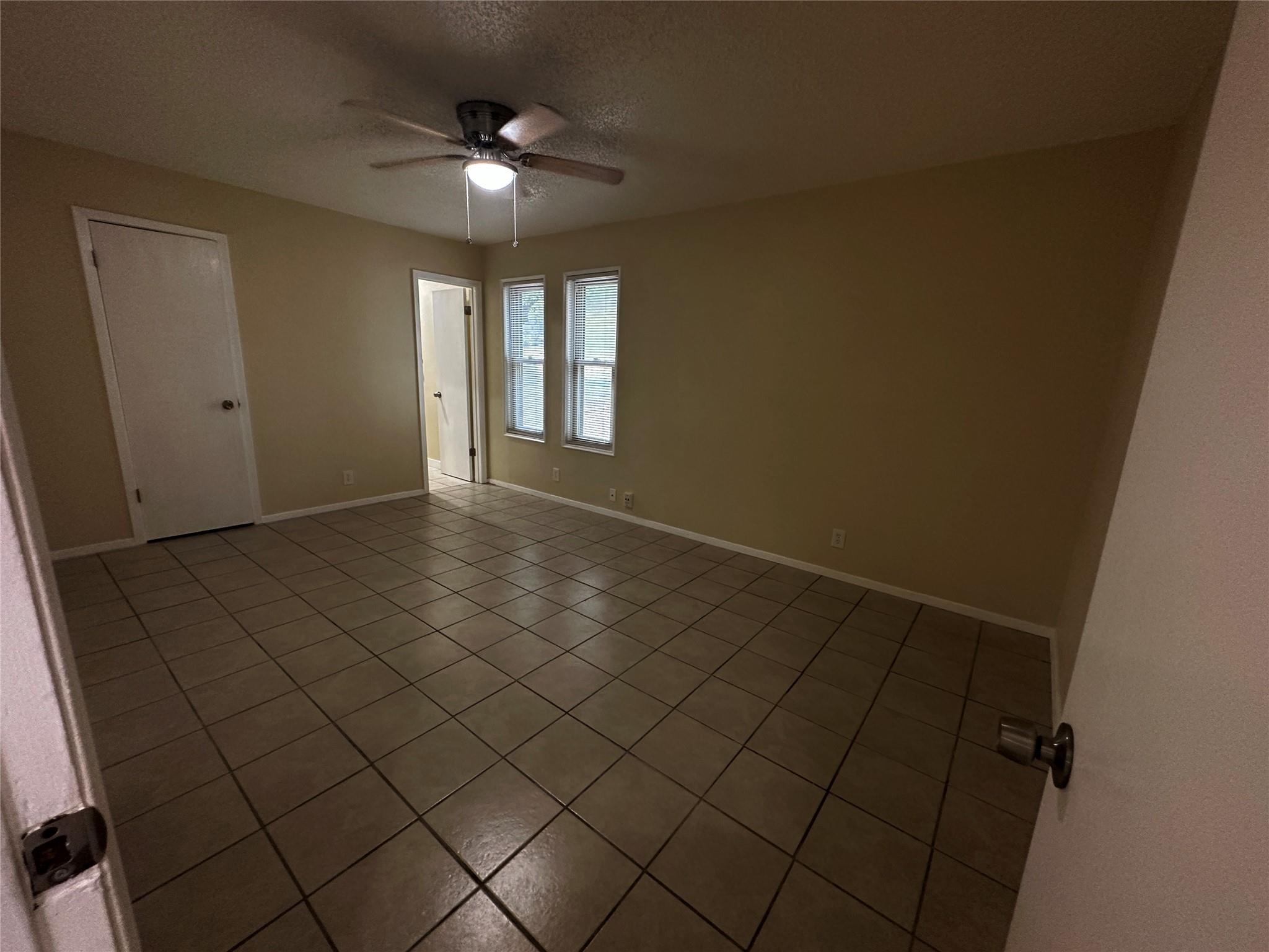 6407 Moonglow Dr, Austin, TX 78724