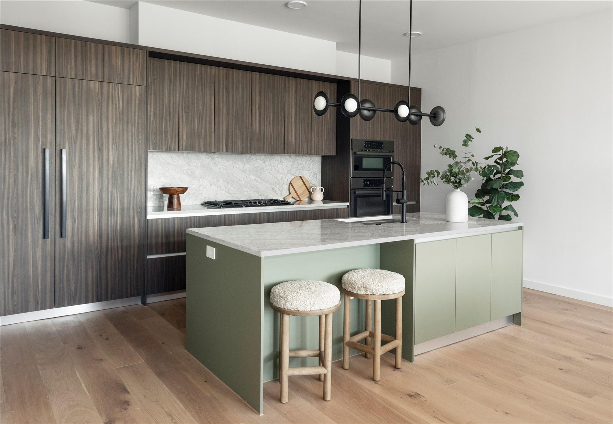 2209 S 1st. St # 408, Austin, TX 78704