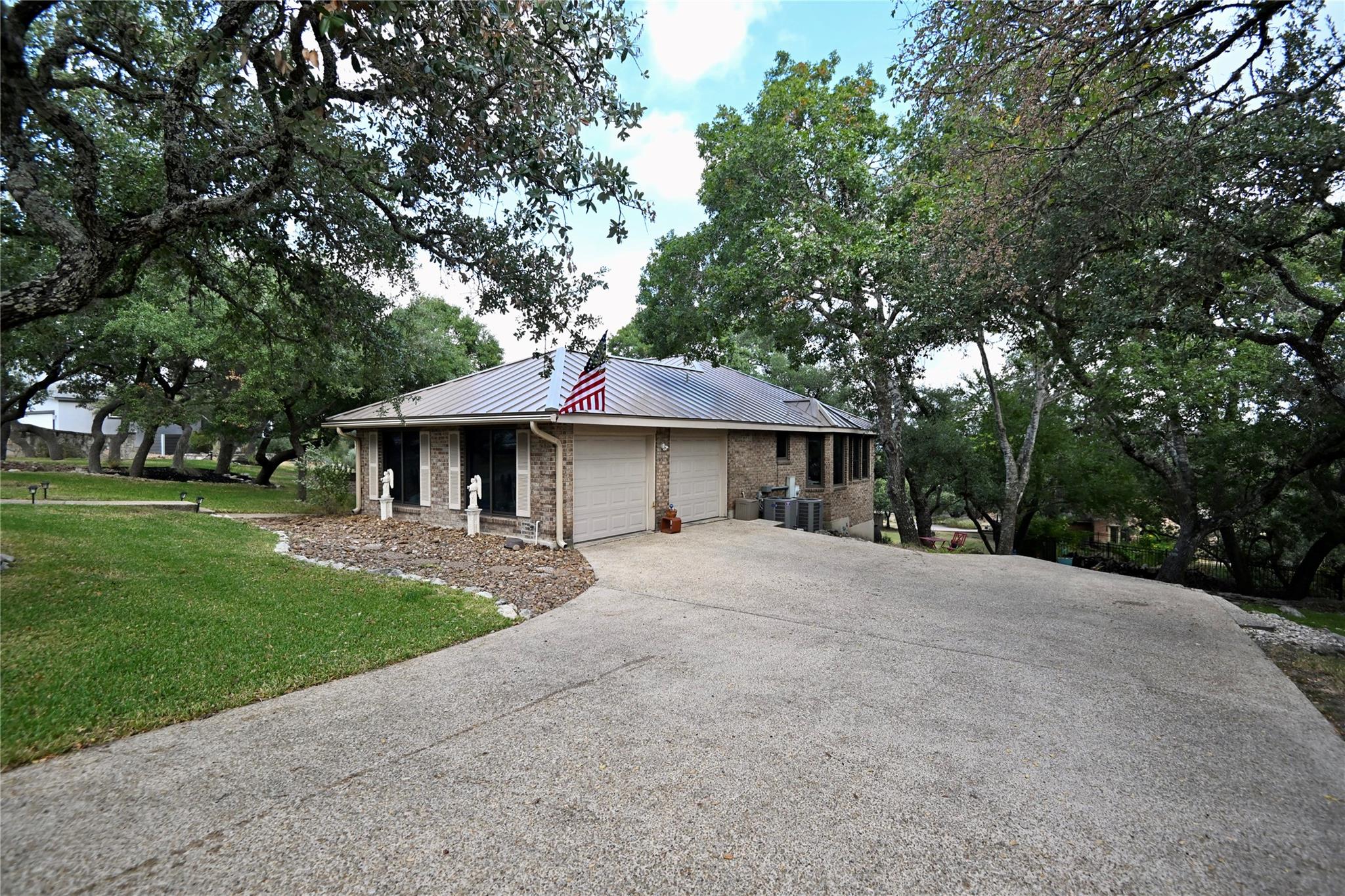 7621 Dietz Elkhorn Rd, Boerne, TX 78015