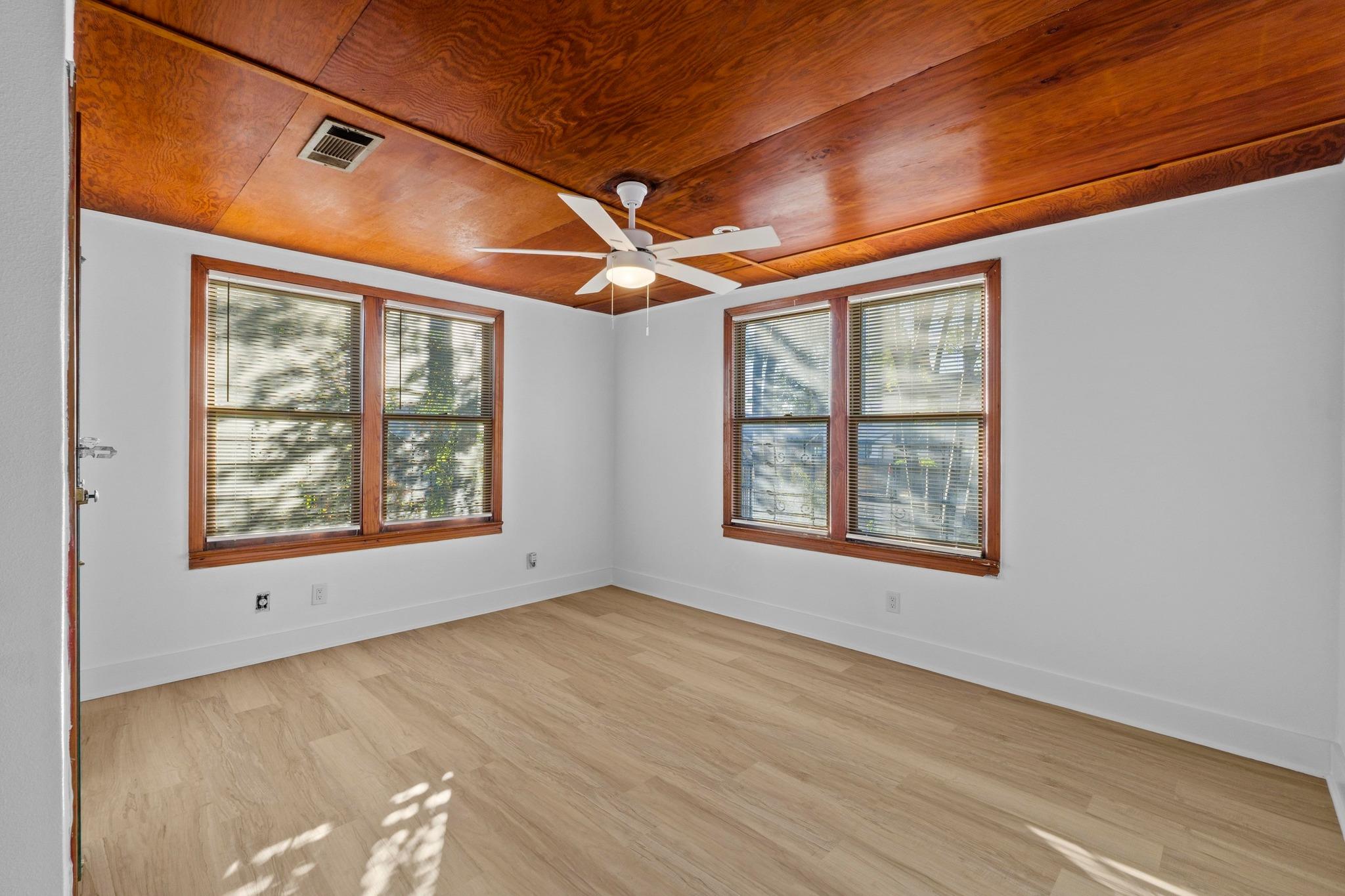 1308 E 12th St, Austin, TX 78702